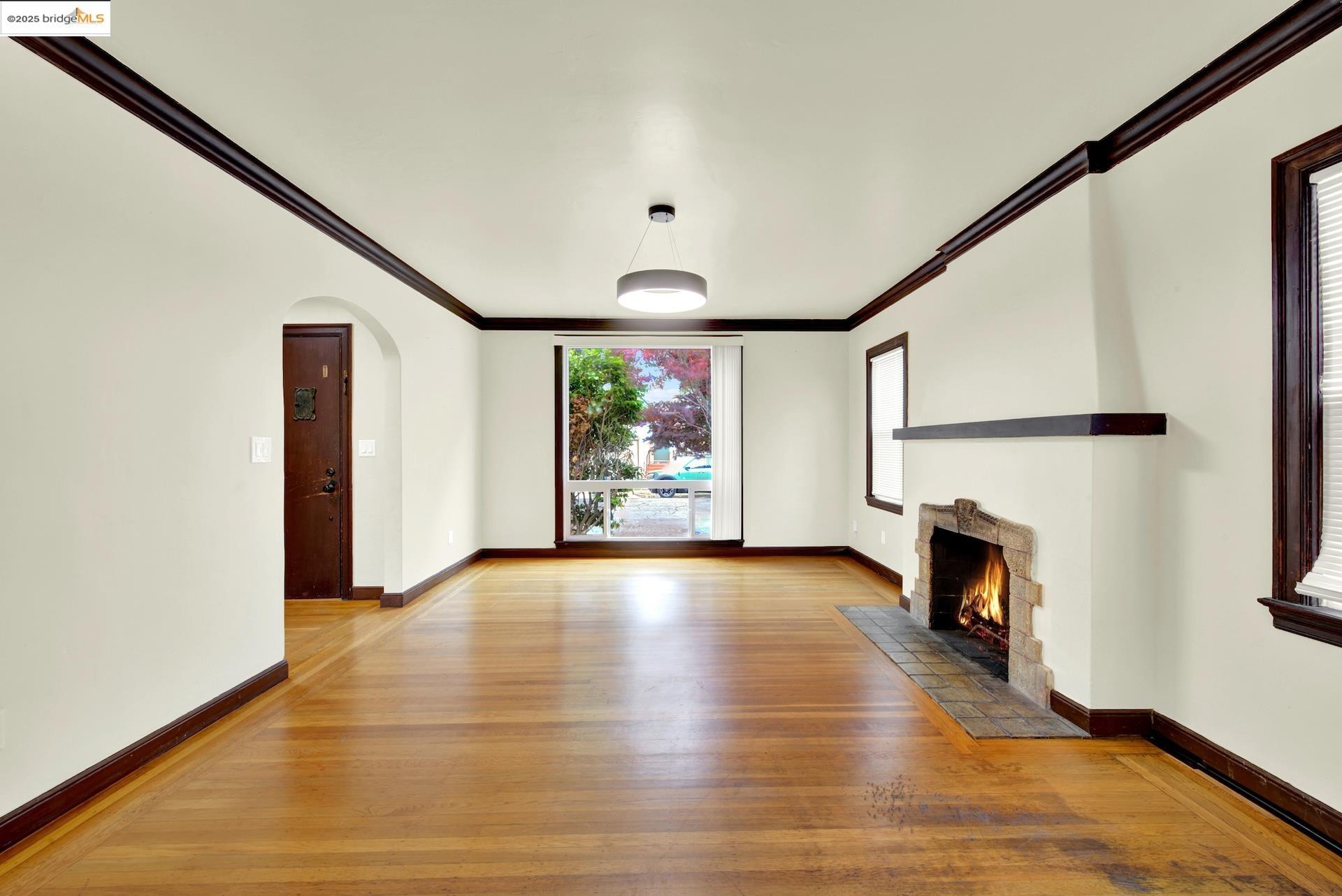 Detail Gallery Image 8 of 58 For 971 34th St, Richmond,  CA 94805 - 4 Beds | 2 Baths