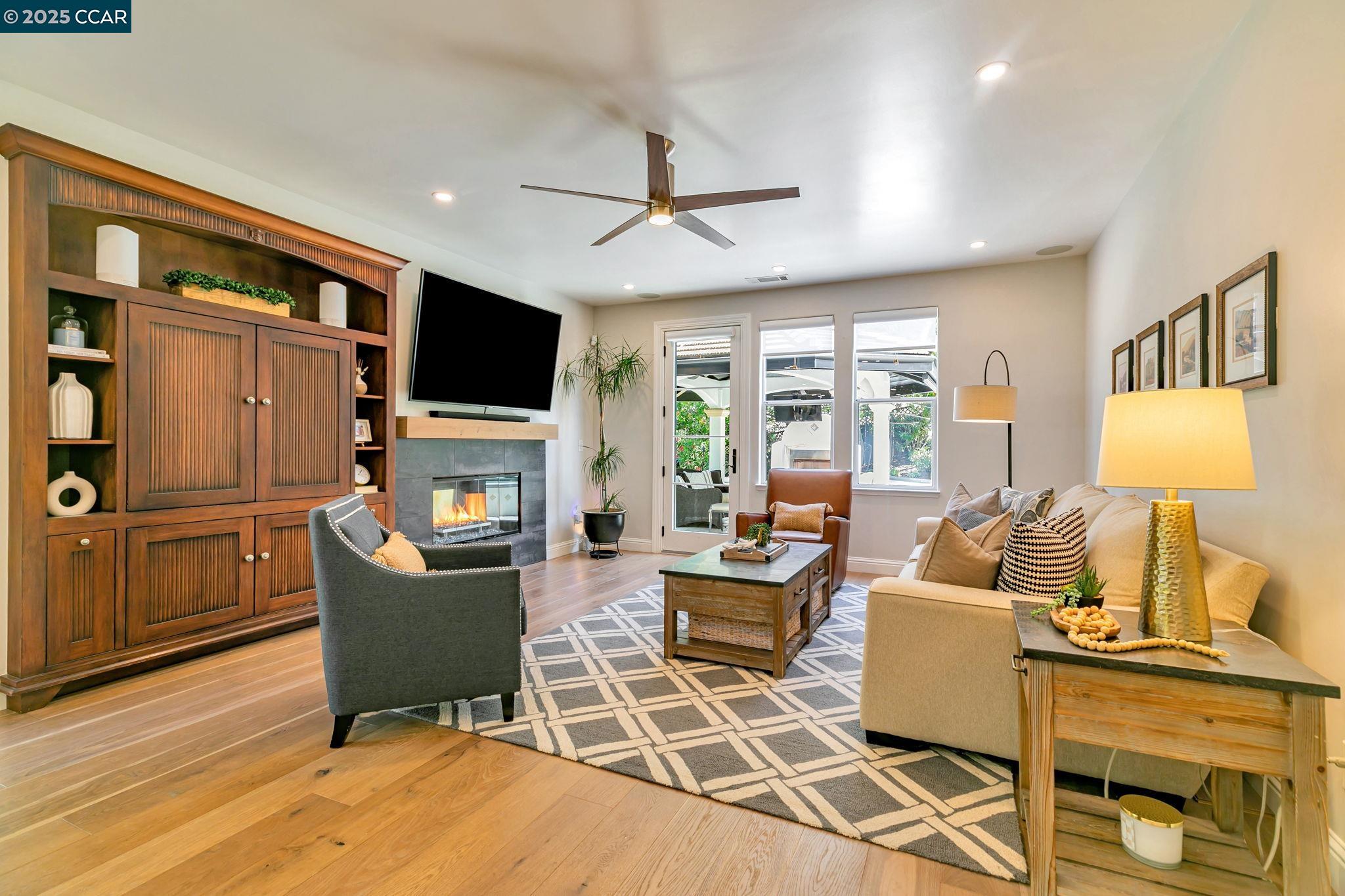 Detail Gallery Image 19 of 60 For 2632 Carmella Ct, San Jose,  CA 95135 - 5 Beds | 3 Baths
