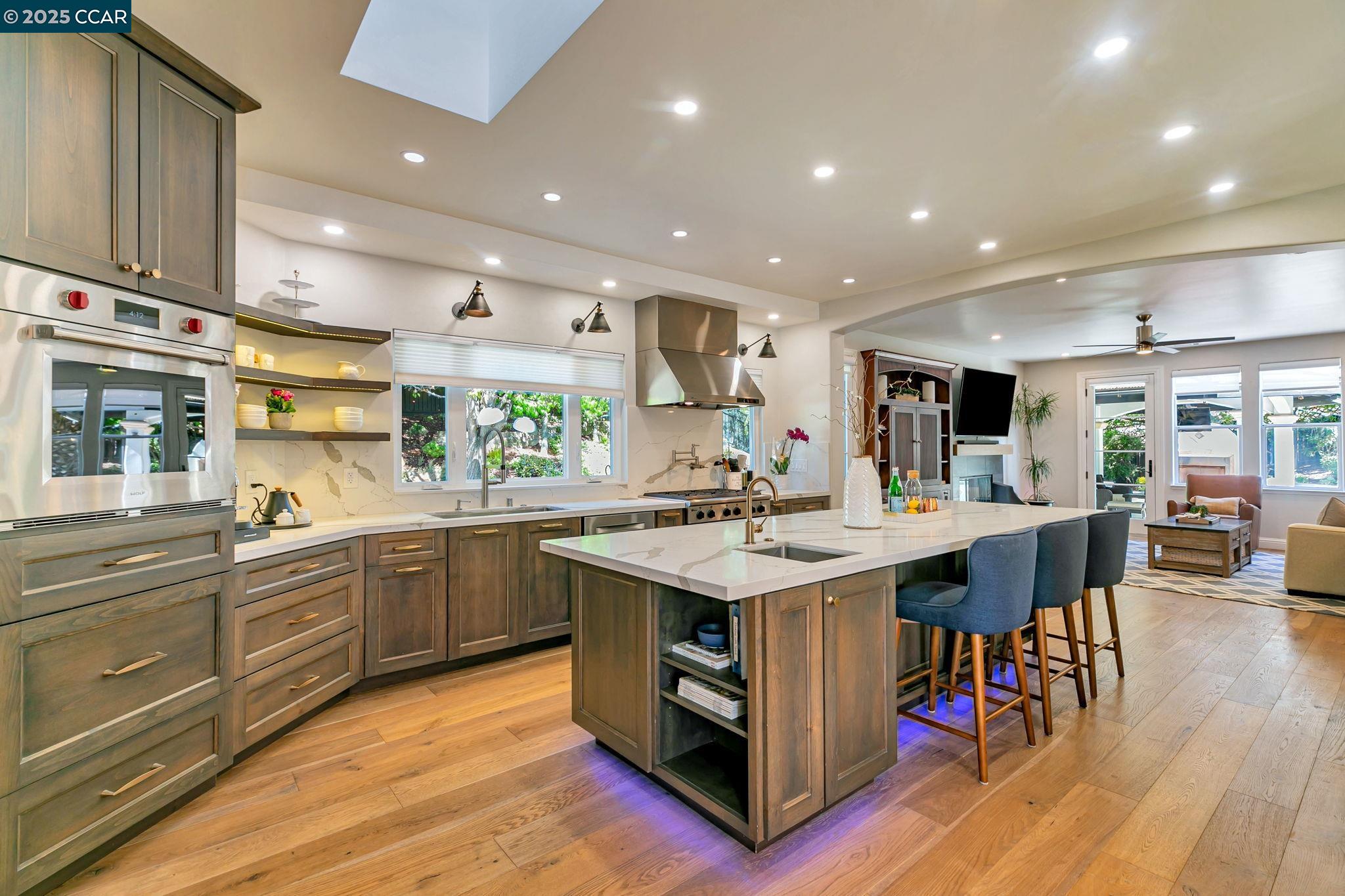 Detail Gallery Image 10 of 60 For 2632 Carmella Ct, San Jose,  CA 95135 - 5 Beds | 3 Baths