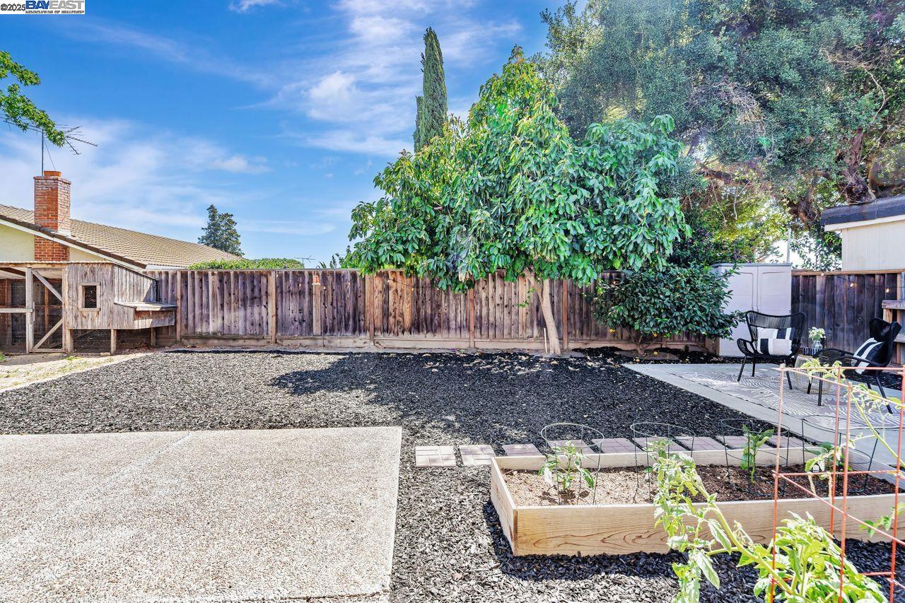 Detail Gallery Image 28 of 46 For 625 Jim Dr, San Jose,  CA 95133 - 3 Beds | 2 Baths