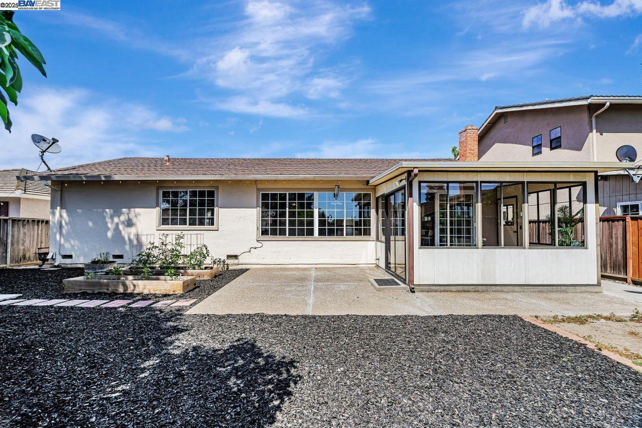 Detail Gallery Image 29 of 46 For 625 Jim Dr, San Jose,  CA 95133 - 3 Beds | 2 Baths
