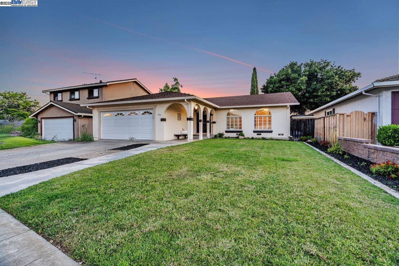Detail Gallery Image 35 of 46 For 625 Jim Dr, San Jose,  CA 95133 - 3 Beds | 2 Baths
