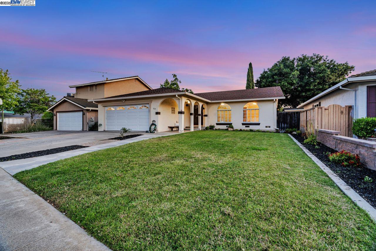 Detail Gallery Image 39 of 46 For 625 Jim Dr, San Jose,  CA 95133 - 3 Beds | 2 Baths