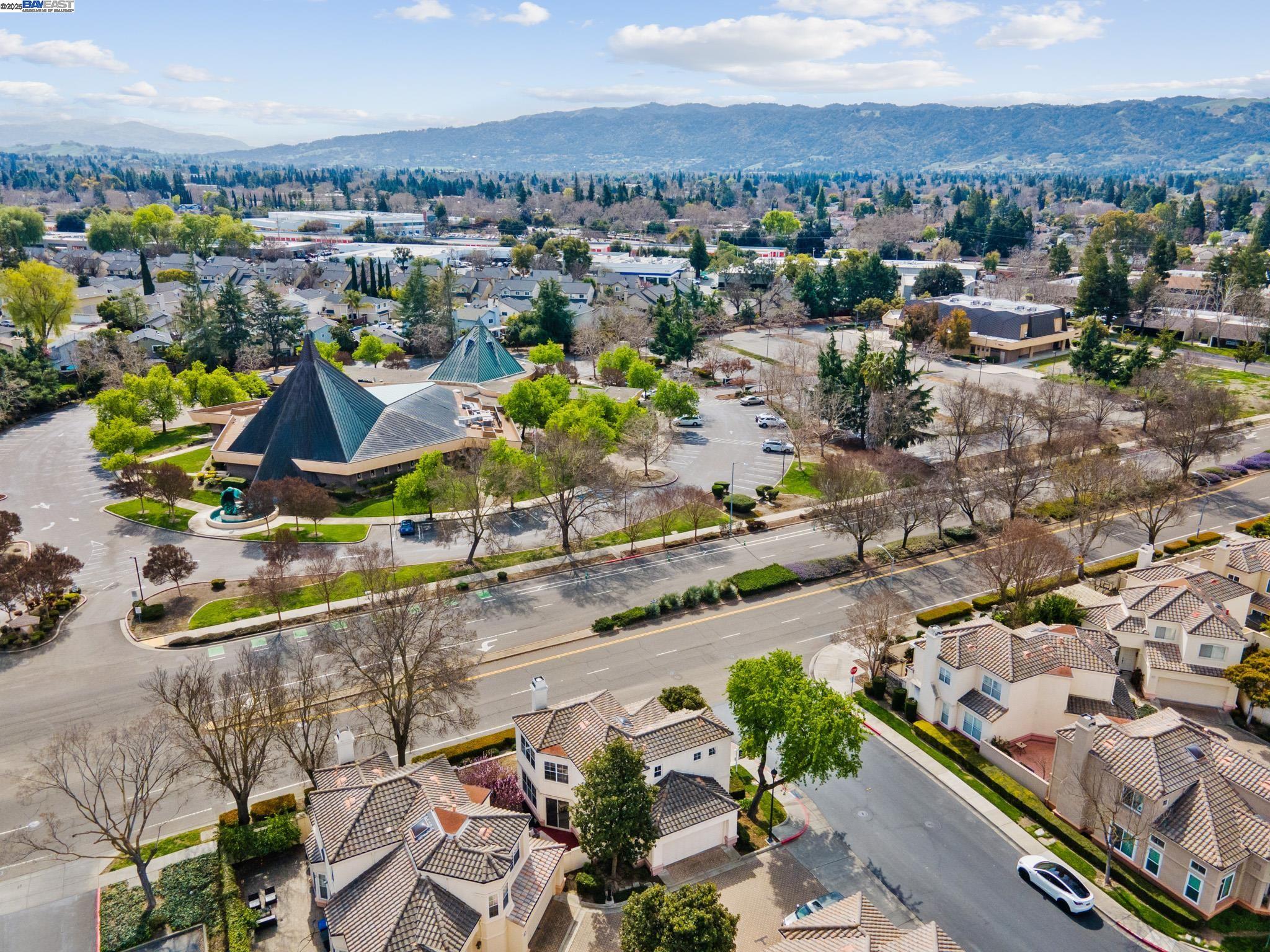Detail Gallery Image 50 of 52 For 2909 Moreno Ave, Pleasanton,  CA 94588 - 3 Beds | 2/1 Baths