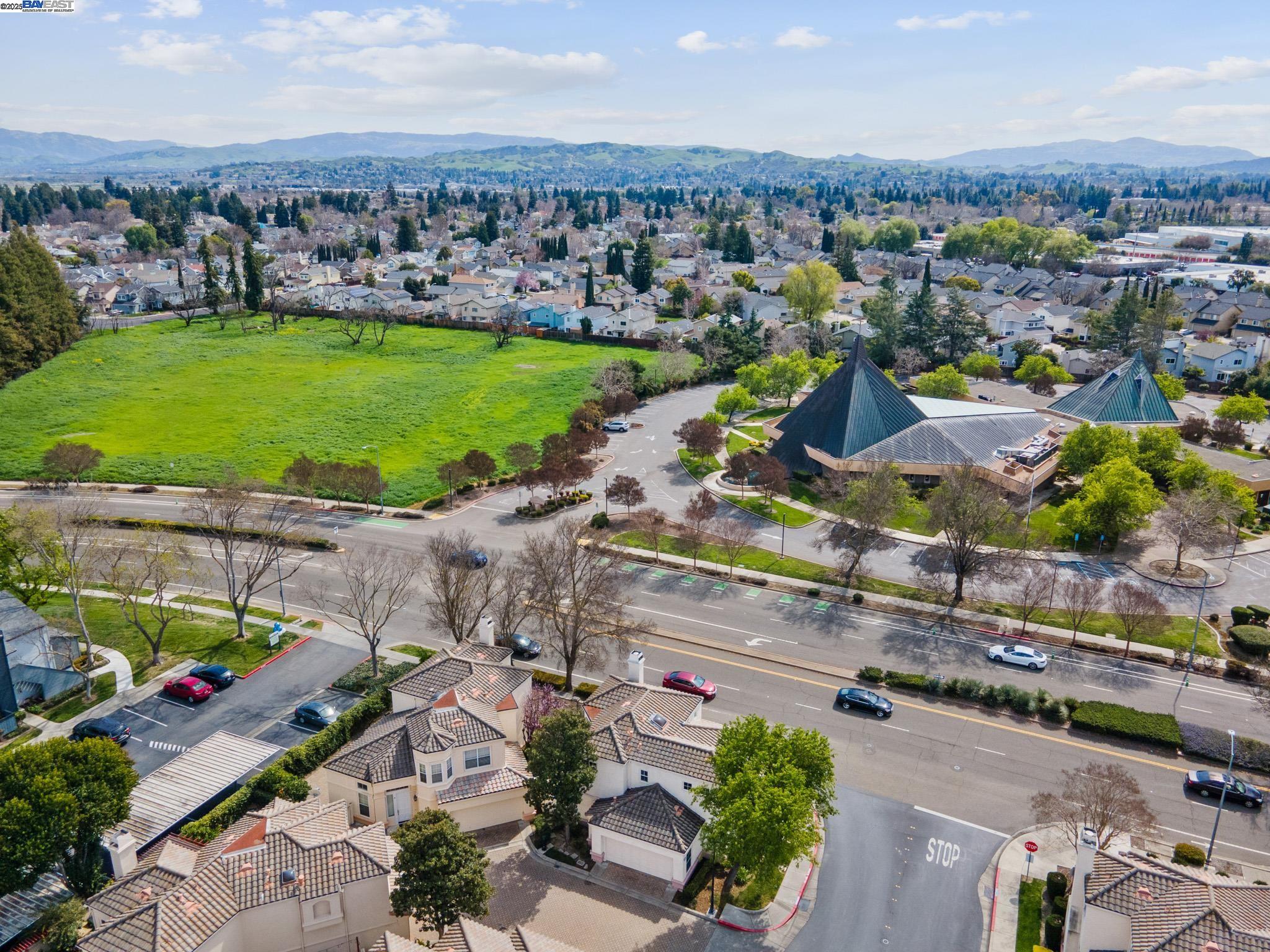 Detail Gallery Image 51 of 52 For 2909 Moreno Ave, Pleasanton,  CA 94588 - 3 Beds | 2/1 Baths