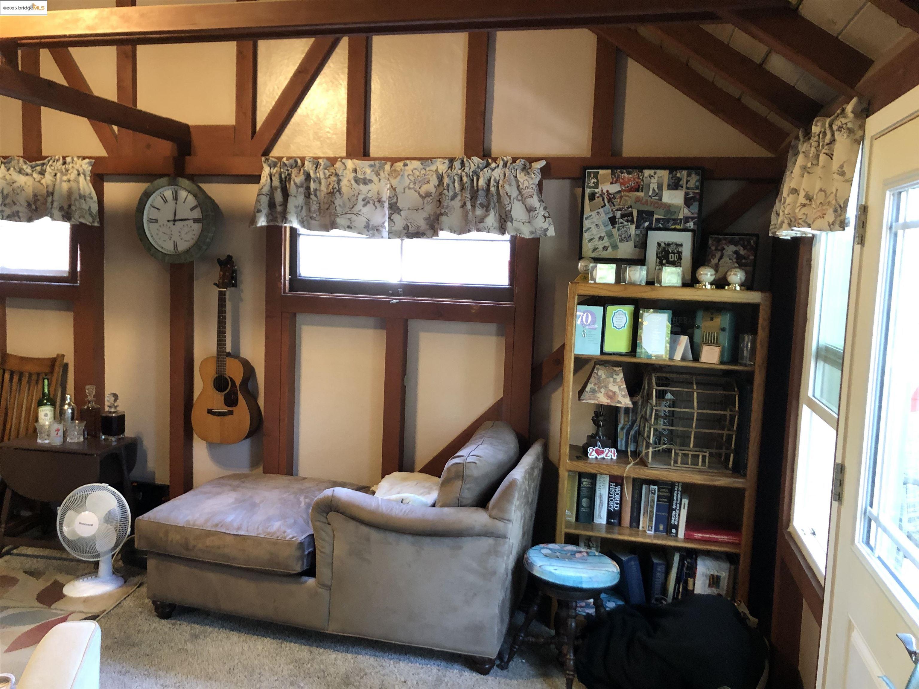 Detail Gallery Image 11 of 27 For 22956 Black Oak Dr., Twain Harte,  CA 95383 - 2 Beds | 1/1 Baths