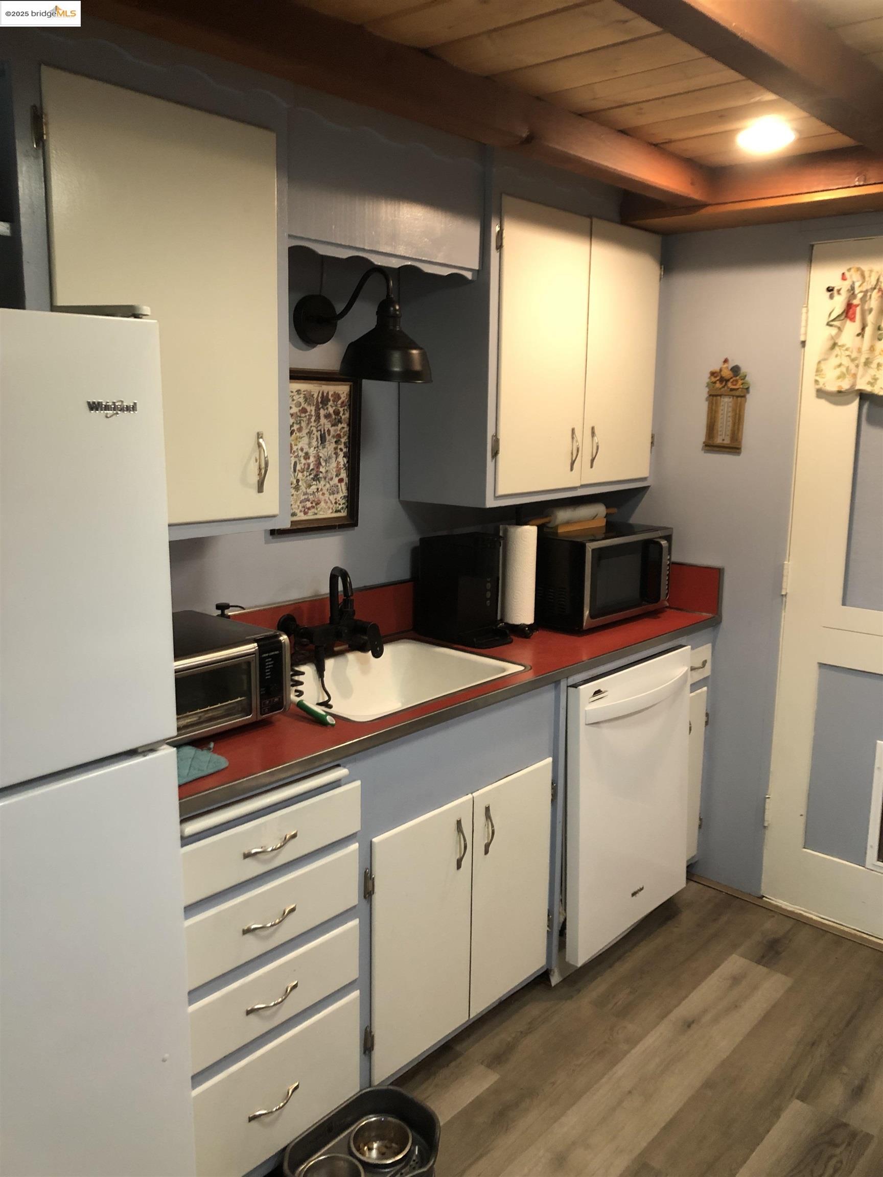 Detail Gallery Image 18 of 27 For 22956 Black Oak Dr., Twain Harte,  CA 95383 - 2 Beds | 1/1 Baths