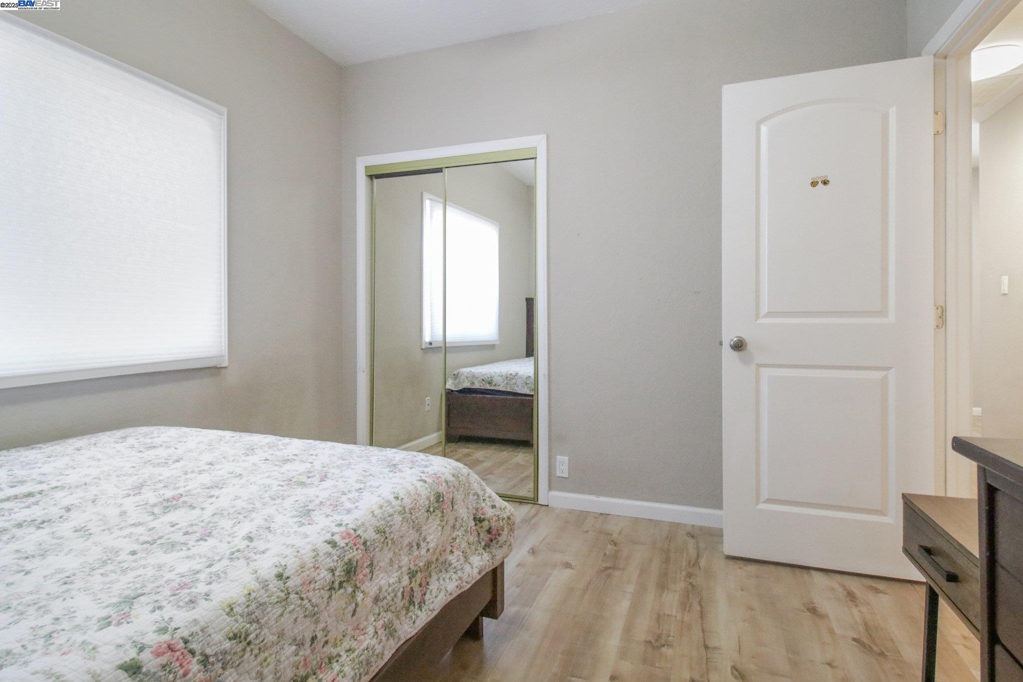 Detail Gallery Image 25 of 47 For 1900 Chestnut St, Santa Clara,  CA 95054-1736 - 4 Beds | 3 Baths