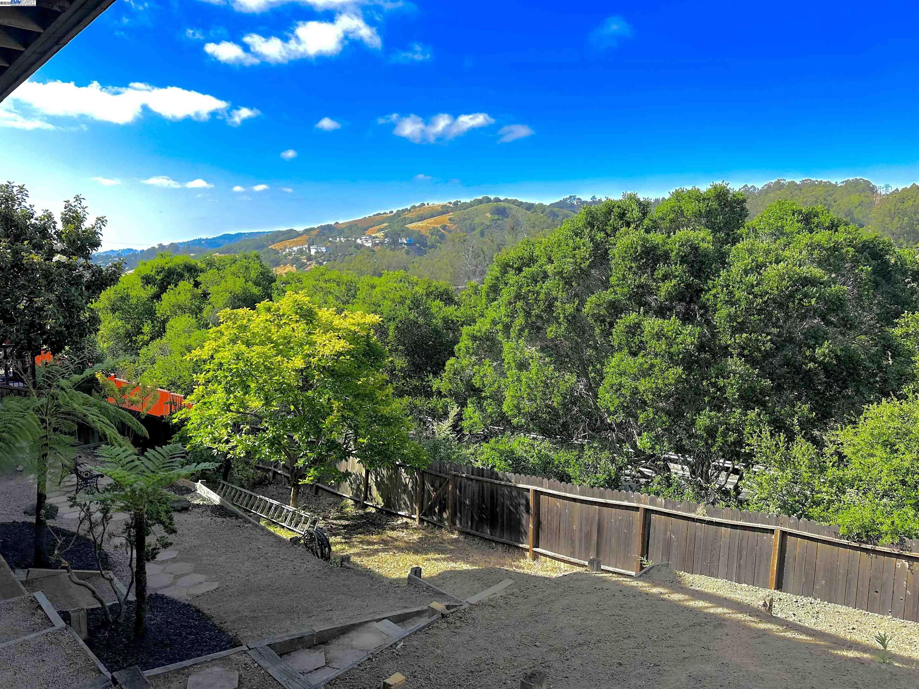 Detail Gallery Image 1 of 1 For 1768 Astor Ct, San Leandro,  CA 94577 - 3 Beds | 2/1 Baths