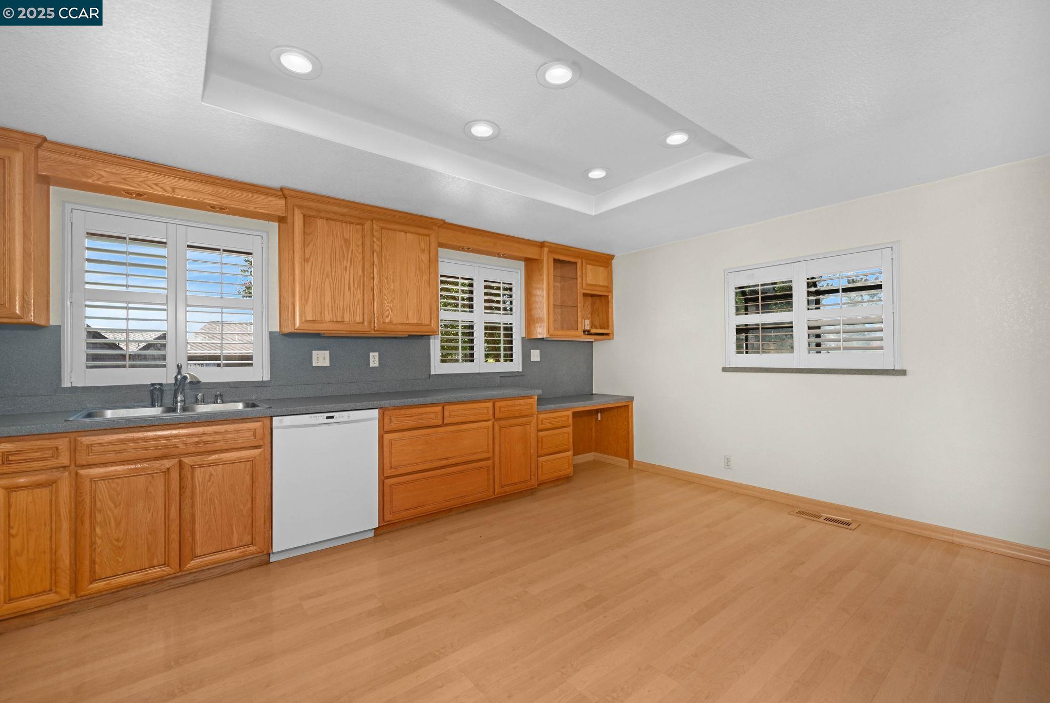 Detail Gallery Image 13 of 40 For 58 Ramsgate Lane, Pleasant Hill,  CA 94523 - 3 Beds | 2 Baths