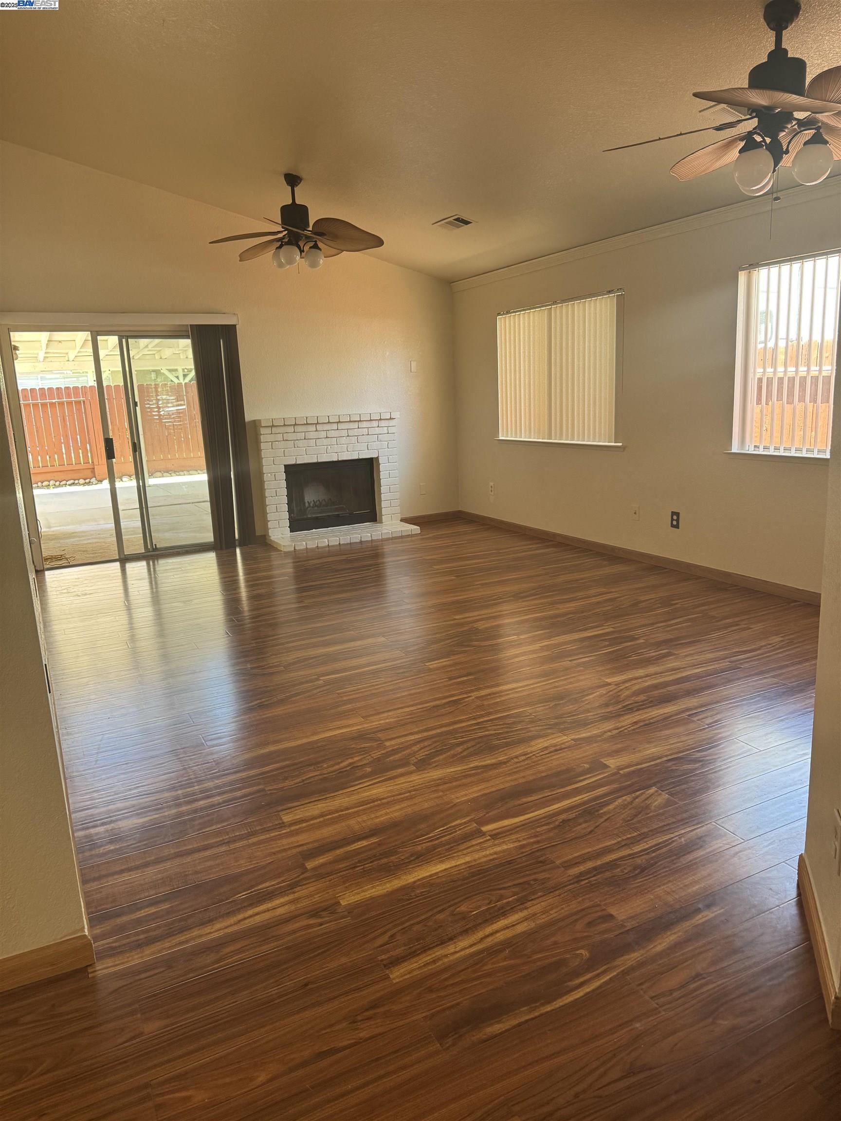 Detail Gallery Image 4 of 24 For 5325 Avante Lane, Salida,  CA 95368-9021 - 4 Beds | 2 Baths