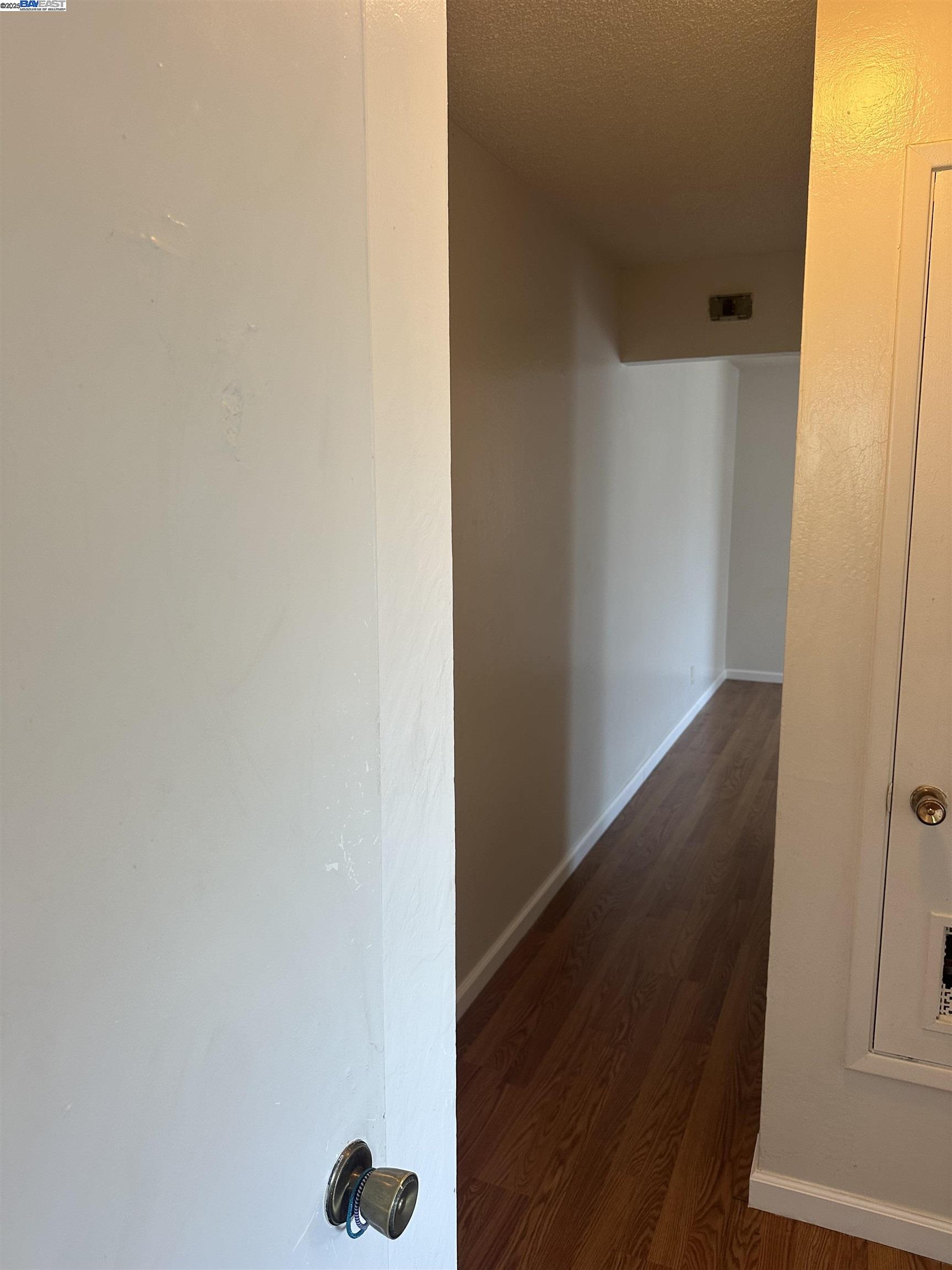 Photo #11: 41101706 Listing: Photo #11