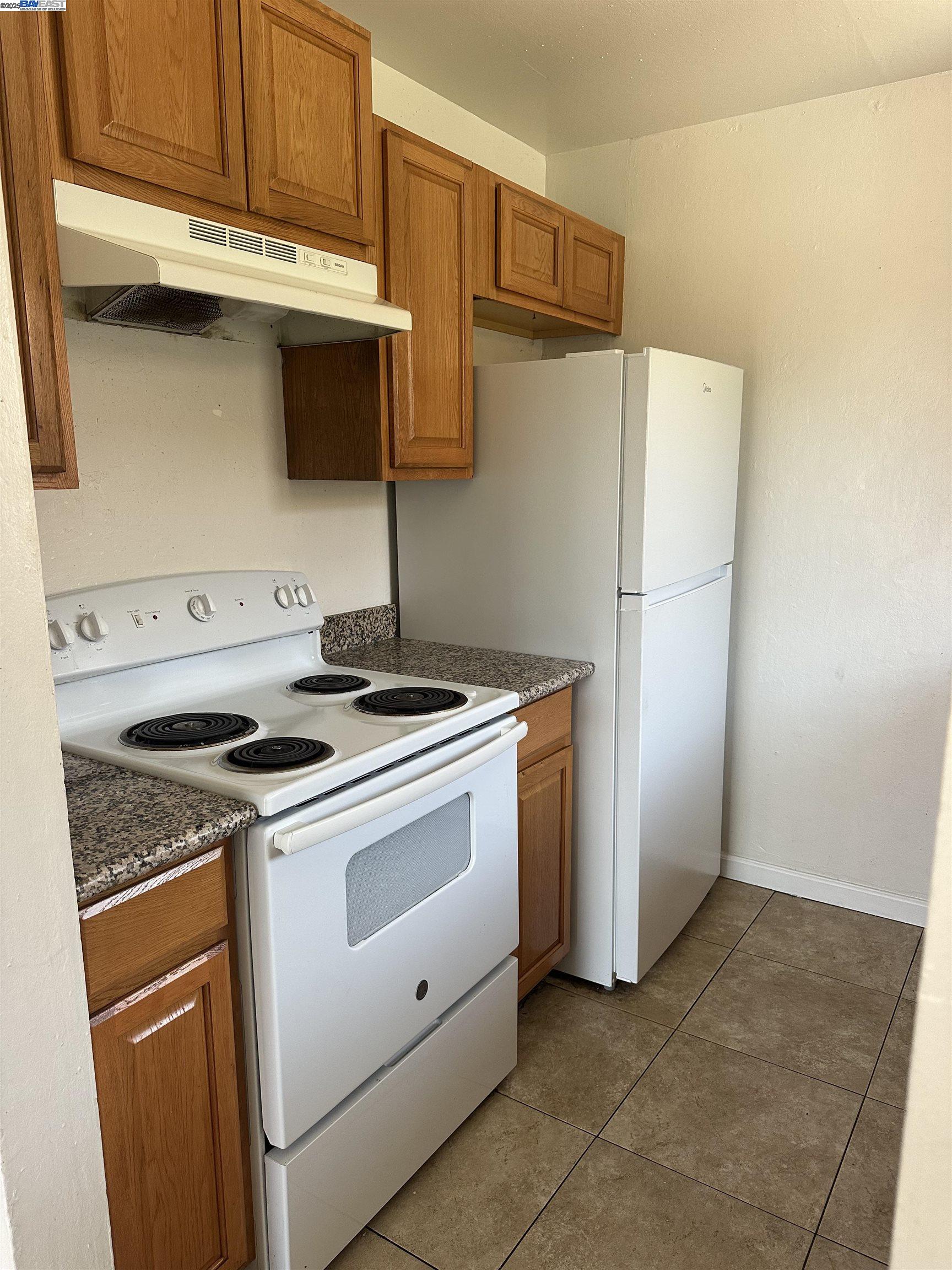 Photo #5: 41101706 Listing: Photo #5