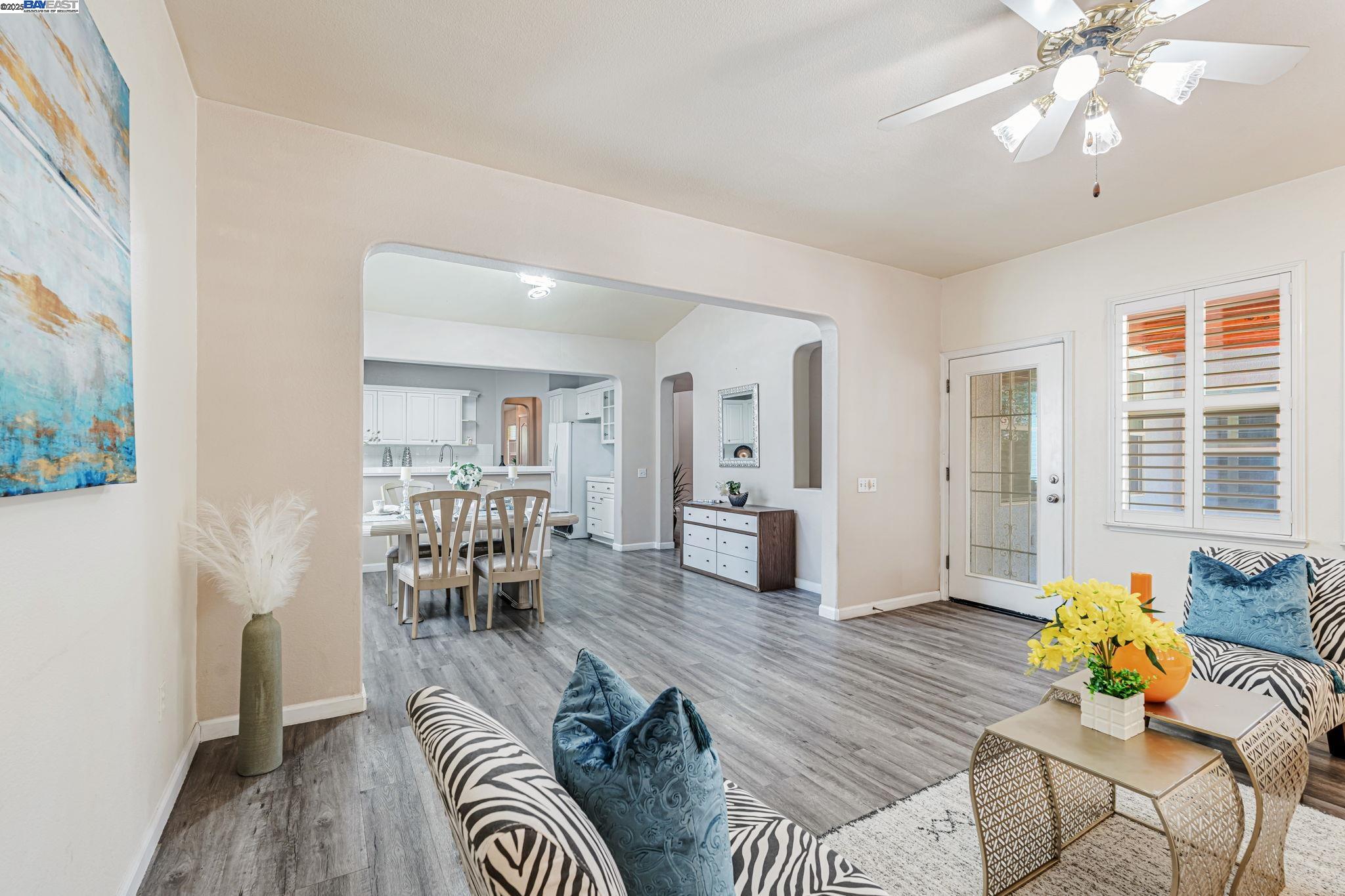 Detail Gallery Image 14 of 50 For 4220 Lifescapes Dr, Modesto,  CA 95356 - 3 Beds | 2/1 Baths