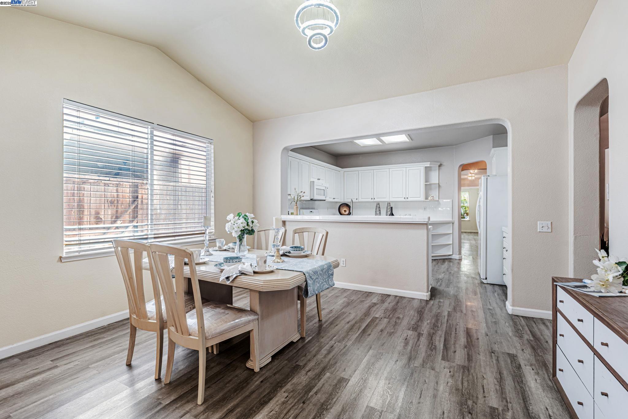 Detail Gallery Image 19 of 50 For 4220 Lifescapes Dr, Modesto,  CA 95356 - 3 Beds | 2/1 Baths