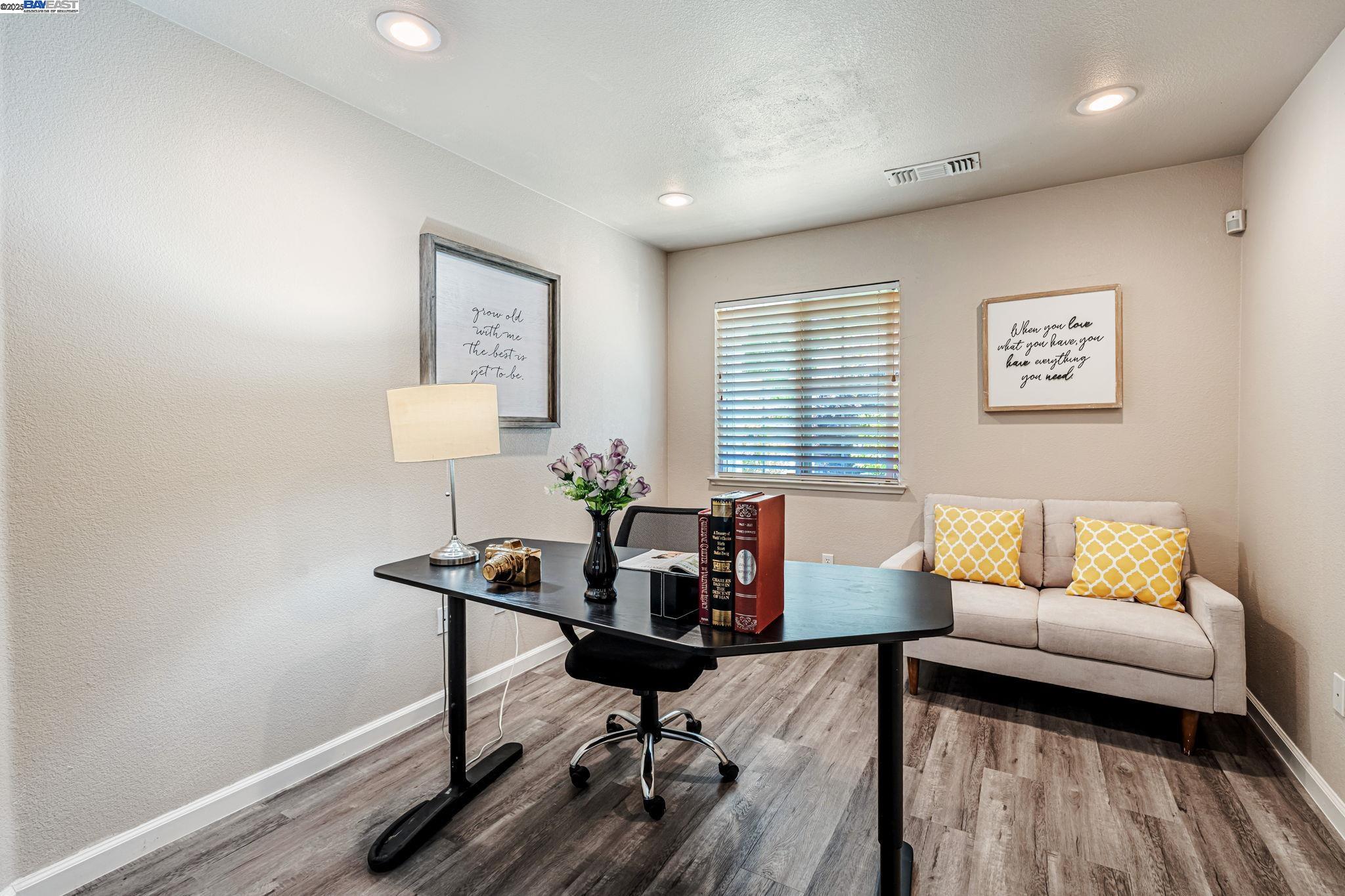 Detail Gallery Image 23 of 50 For 4220 Lifescapes Dr, Modesto,  CA 95356 - 3 Beds | 2/1 Baths