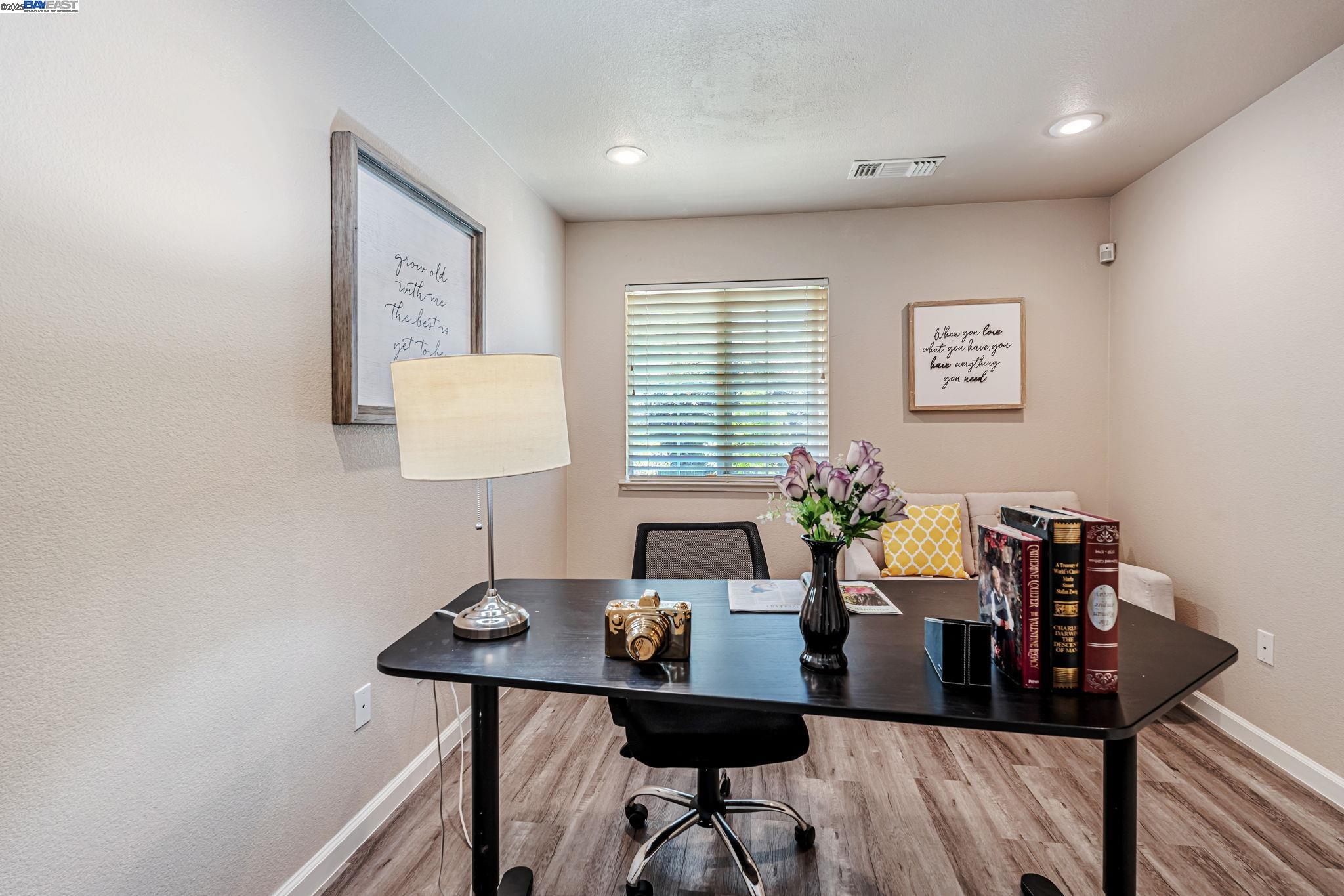 Detail Gallery Image 24 of 50 For 4220 Lifescapes Dr, Modesto,  CA 95356 - 3 Beds | 2/1 Baths