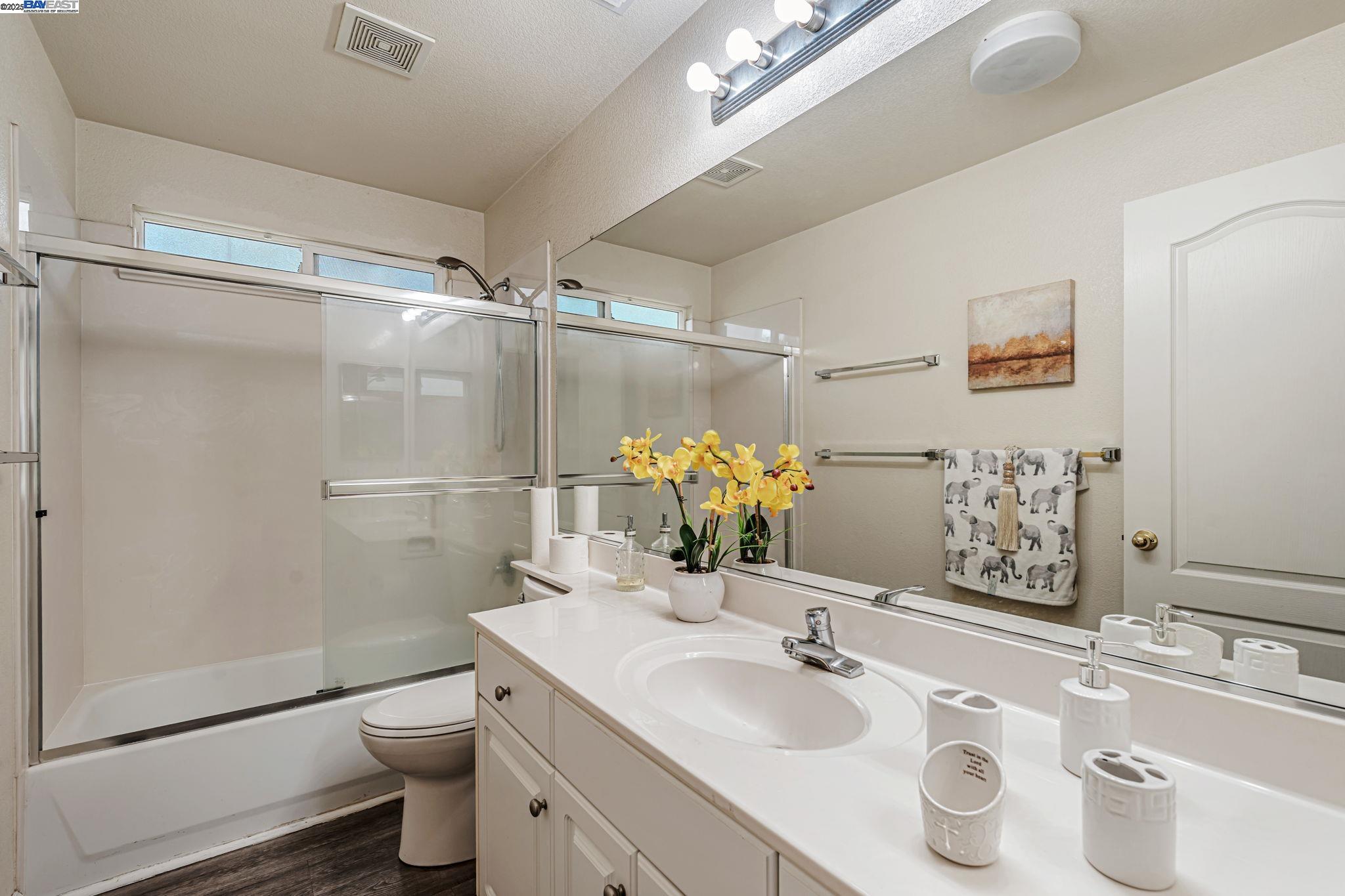 Detail Gallery Image 39 of 50 For 4220 Lifescapes Dr, Modesto,  CA 95356 - 3 Beds | 2/1 Baths