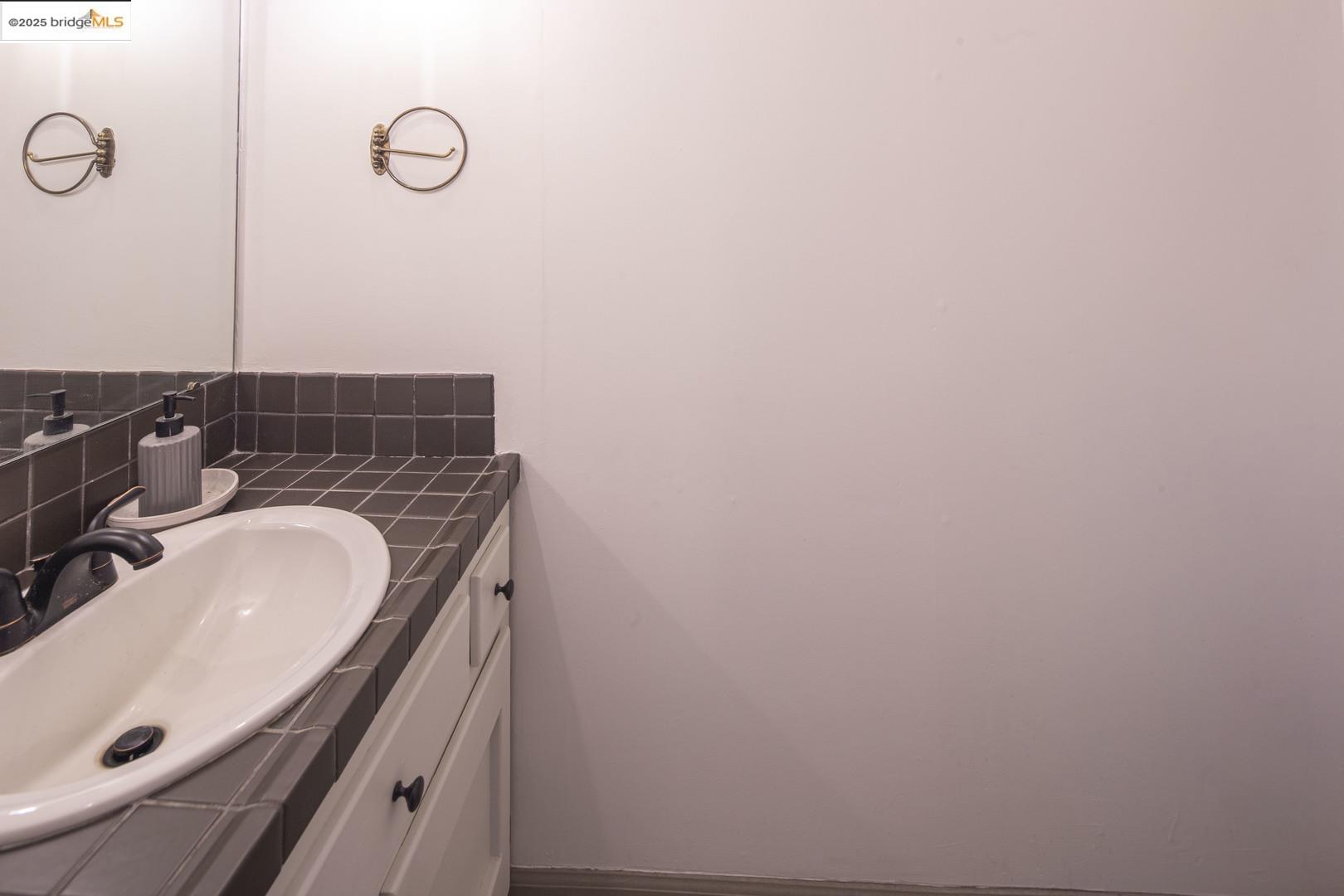 Detail Gallery Image 18 of 53 For 1203 Laurel Ln, Murphys,  CA 95247 - 4 Beds | 2/1 Baths