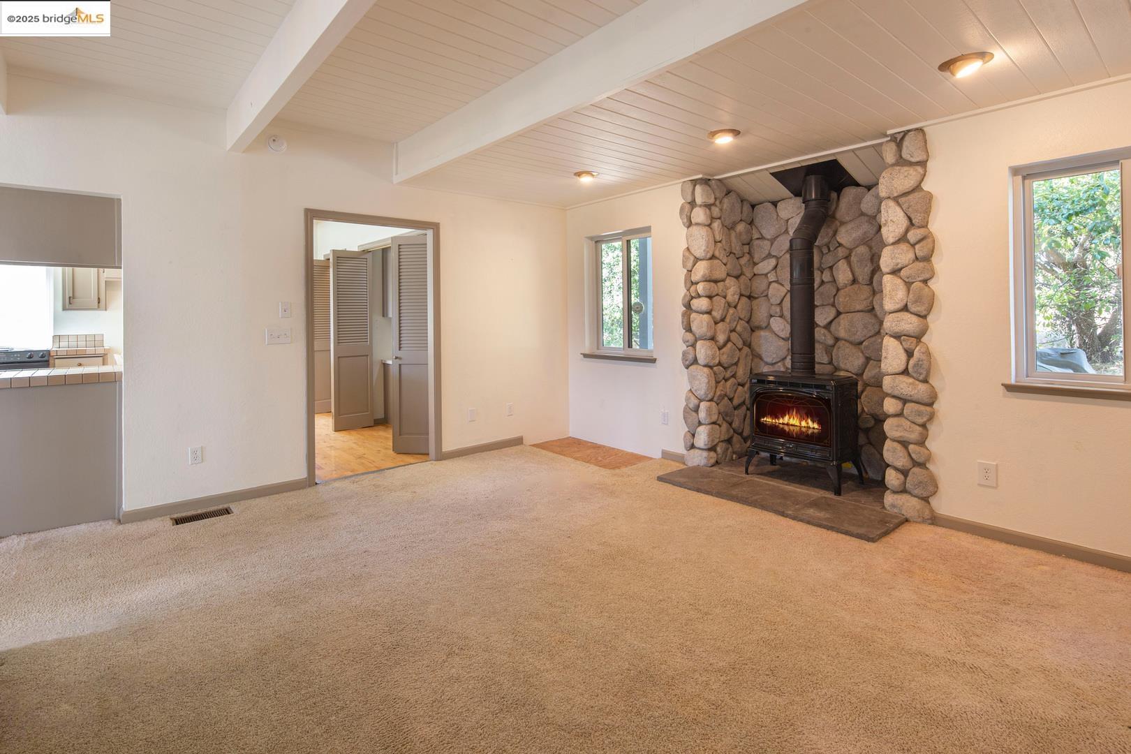 Detail Gallery Image 19 of 53 For 1203 Laurel Ln, Murphys,  CA 95247 - 4 Beds | 2/1 Baths