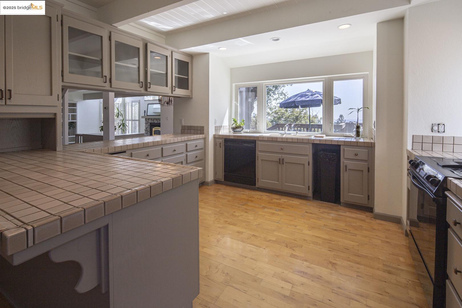 Detail Gallery Image 20 of 53 For 1203 Laurel Ln, Murphys,  CA 95247 - 4 Beds | 2/1 Baths