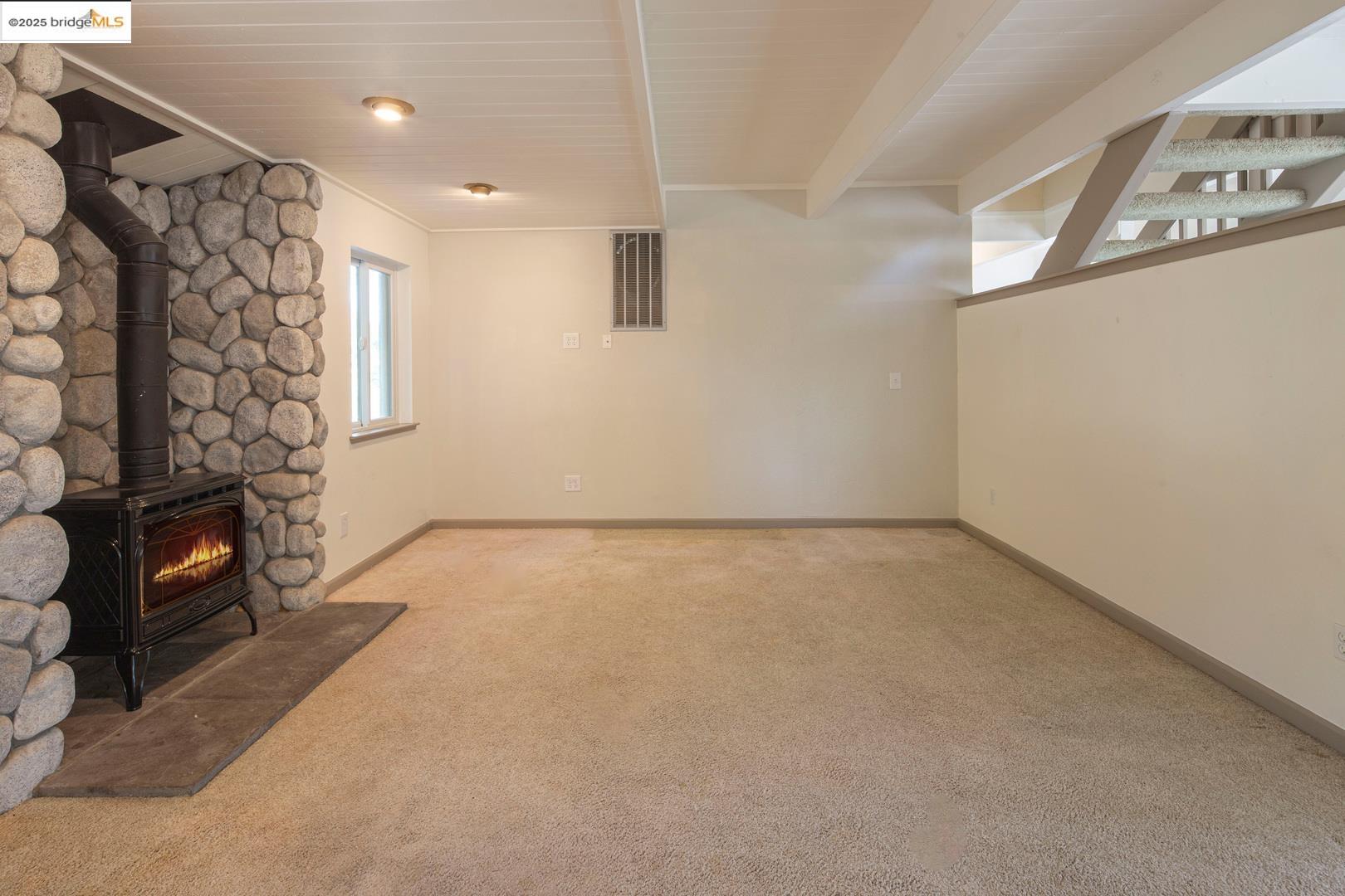 Detail Gallery Image 21 of 53 For 1203 Laurel Ln, Murphys,  CA 95247 - 4 Beds | 2/1 Baths