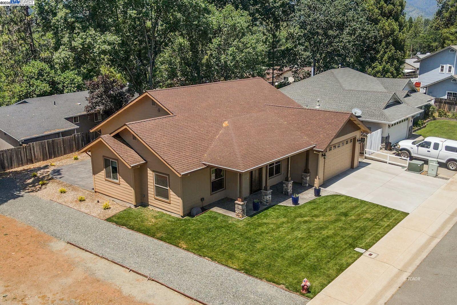 Detail Gallery Image 37 of 49 For 220 Fairway Dr., Weaverville,  CA 96093 - 3 Beds | 2 Baths