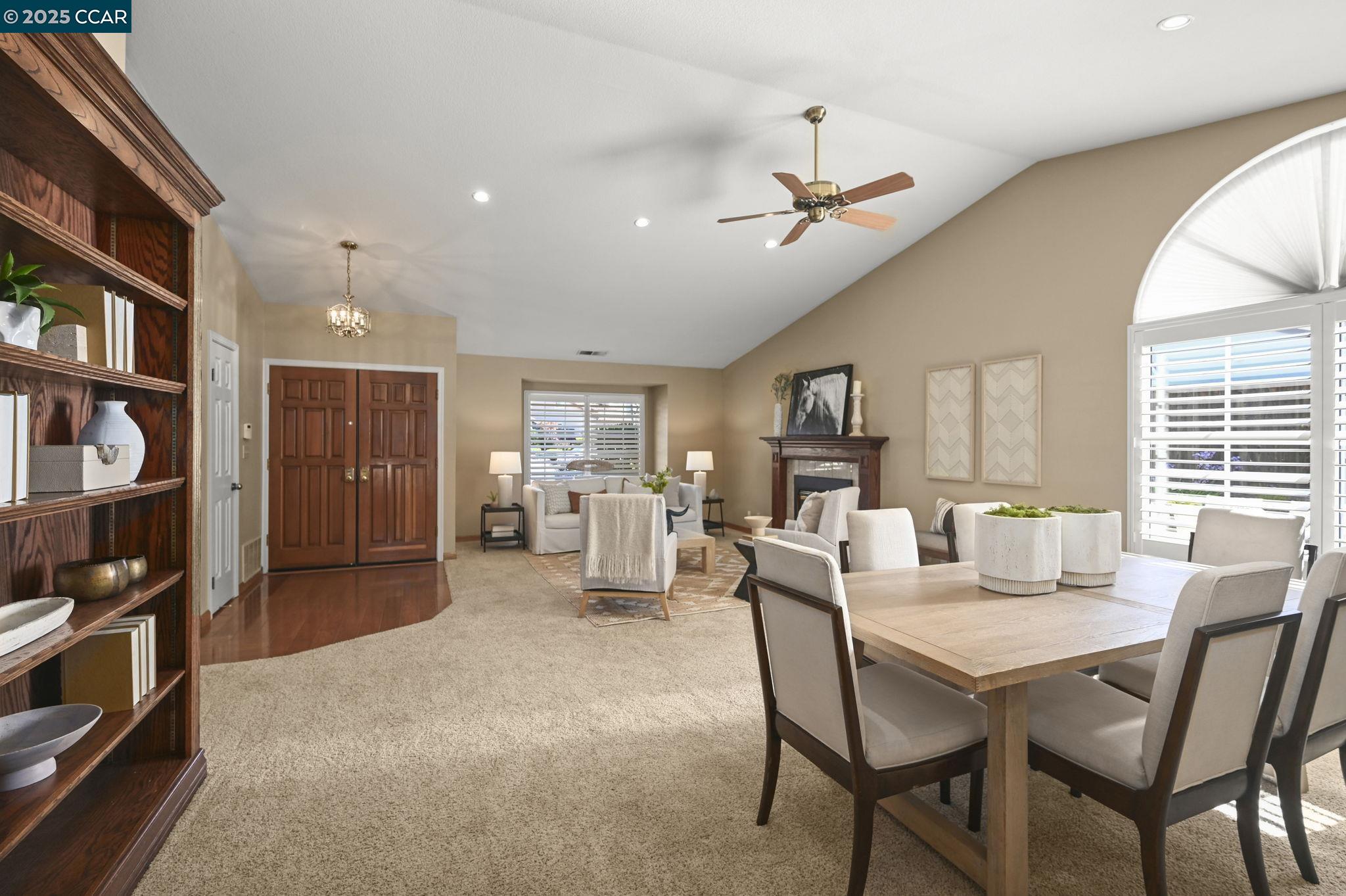 Detail Gallery Image 3 of 39 For 18905 Carson Lane, Castro Valley,  CA 94552-1950 - 3 Beds | 2 Baths