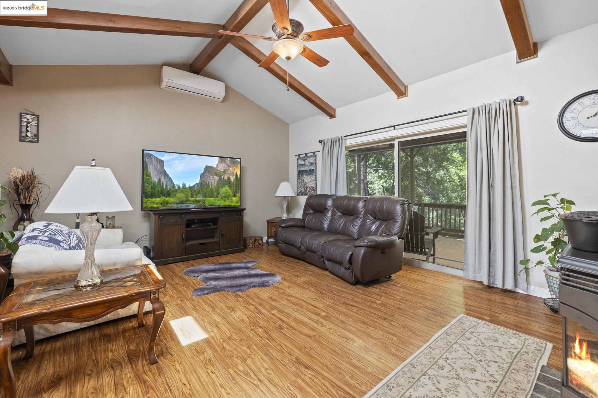 Detail Gallery Image 15 of 50 For 23666 Buckeye Circle, Twain Harte,  CA 95383 - 3 Beds | 3 Baths