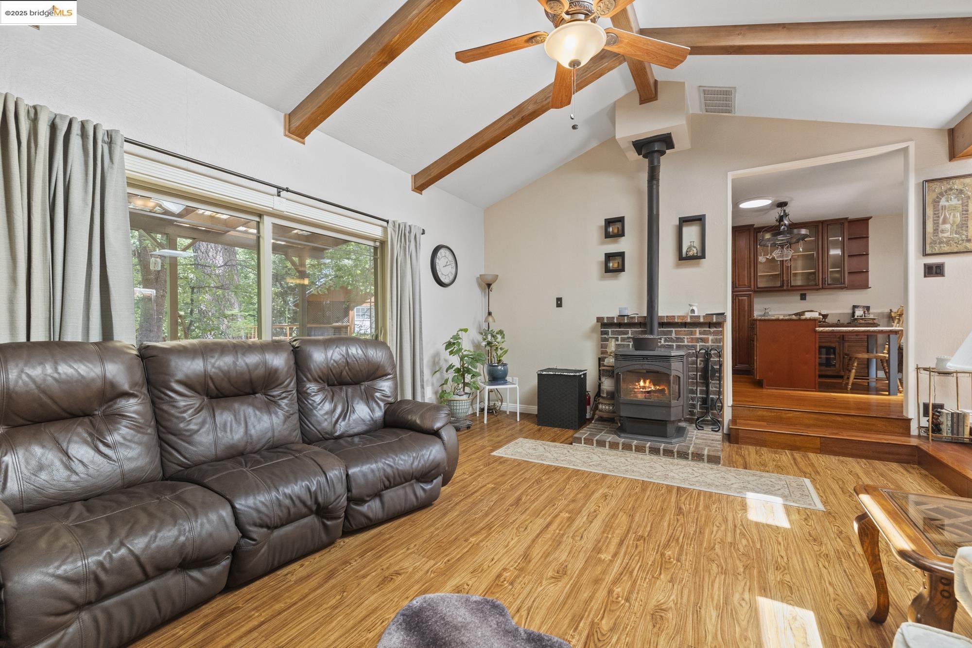 Detail Gallery Image 16 of 50 For 23666 Buckeye Circle, Twain Harte,  CA 95383 - 3 Beds | 3 Baths