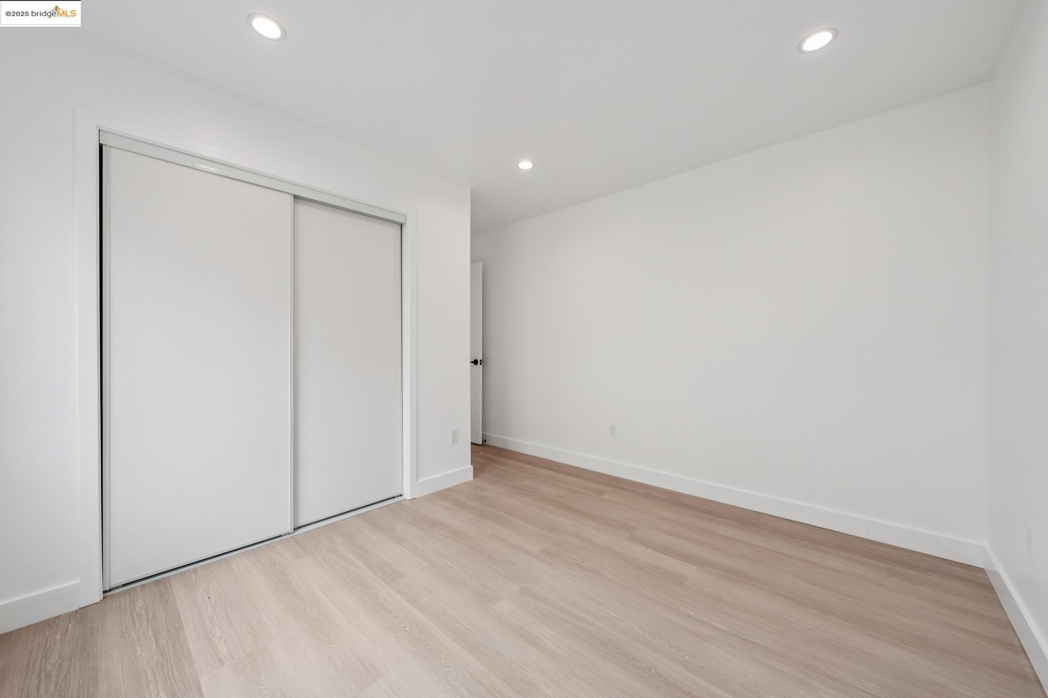 Detail Gallery Image 14 of 60 For 1207 Cedar St, Berkeley,  CA 94702 - 4 Beds | 4 Baths
