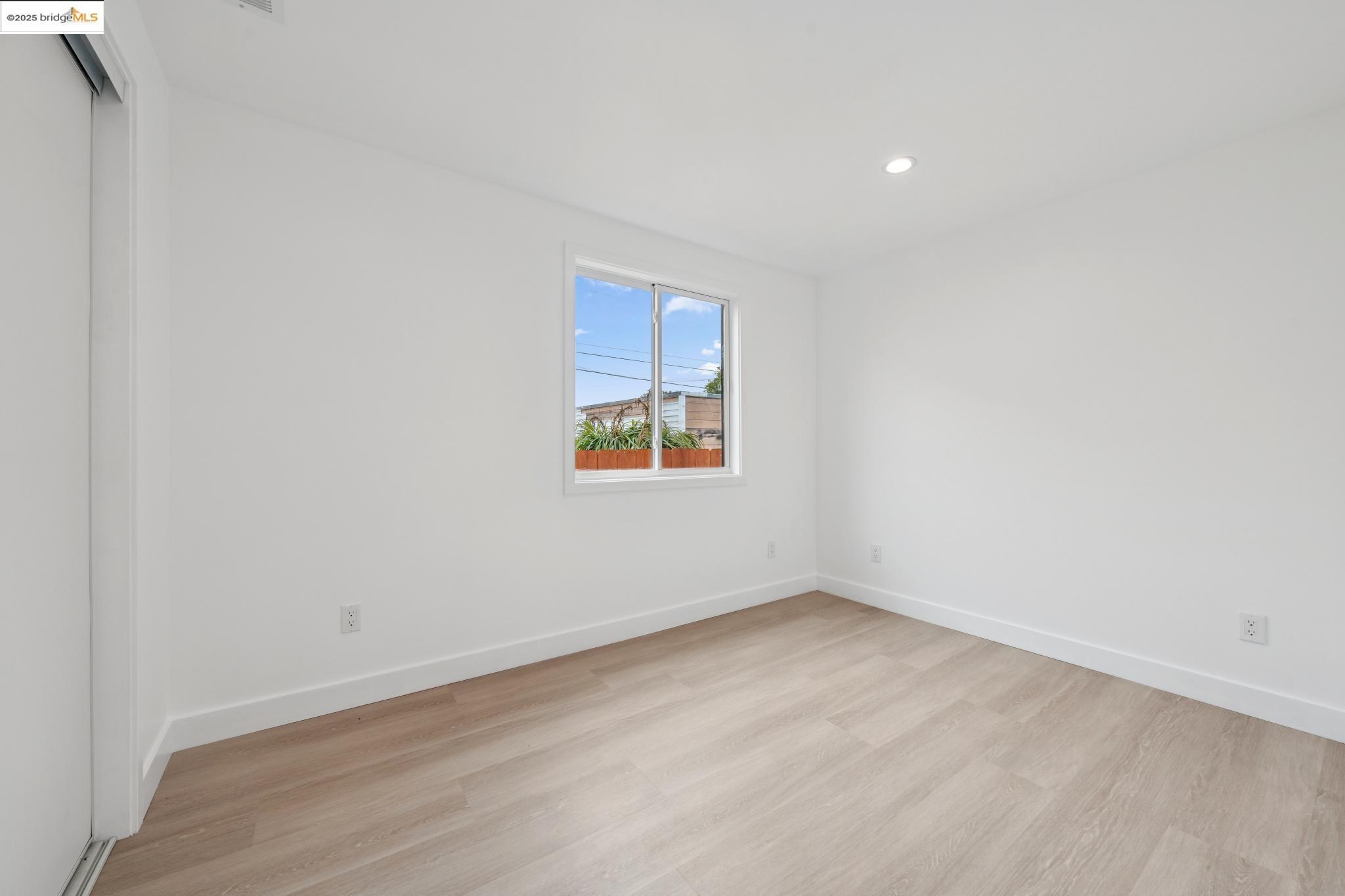 Detail Gallery Image 17 of 60 For 1207 Cedar St, Berkeley,  CA 94702 - 4 Beds | 4 Baths