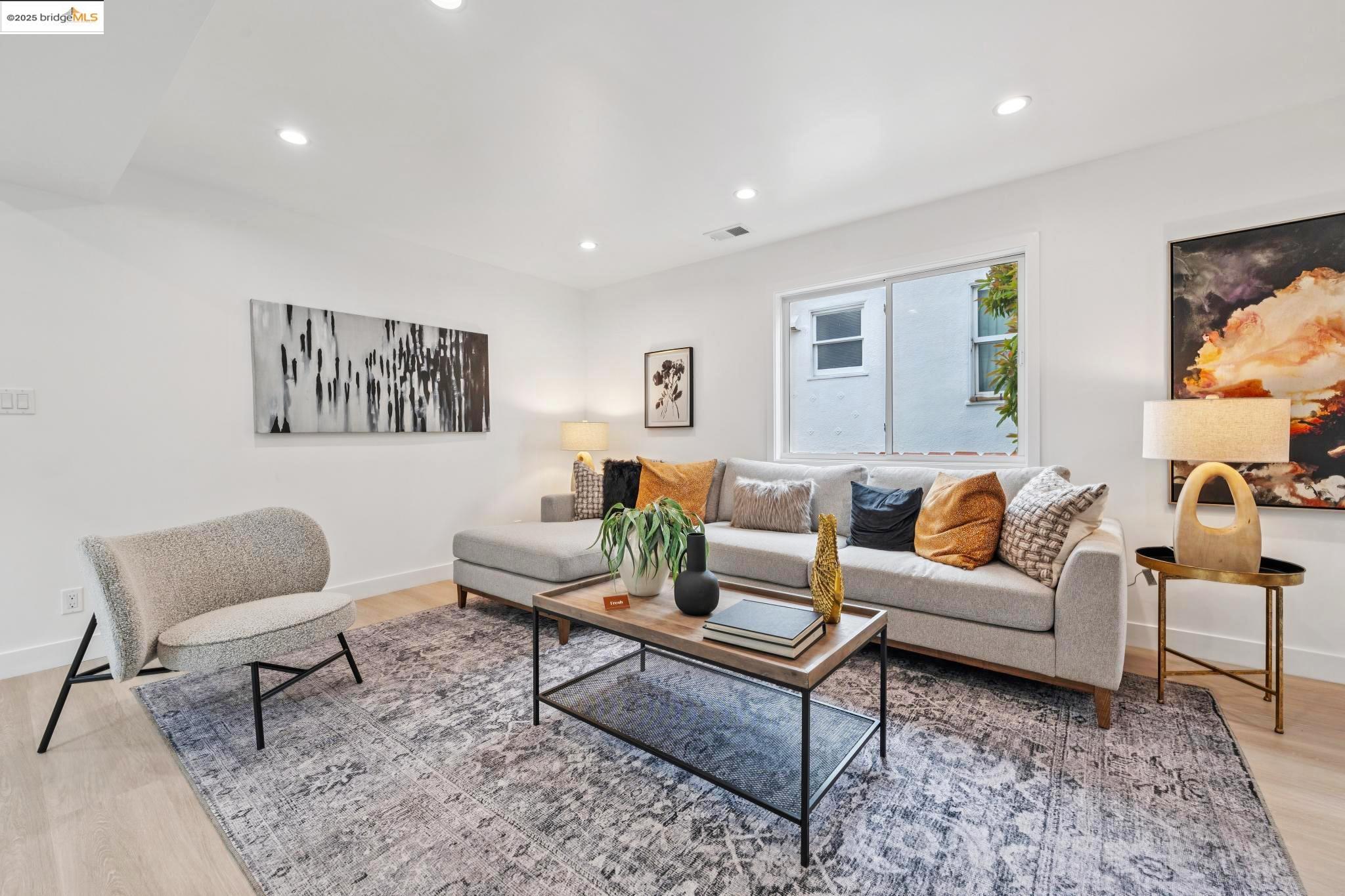 Detail Gallery Image 4 of 60 For 1207 Cedar St, Berkeley,  CA 94702 - 4 Beds | 4 Baths