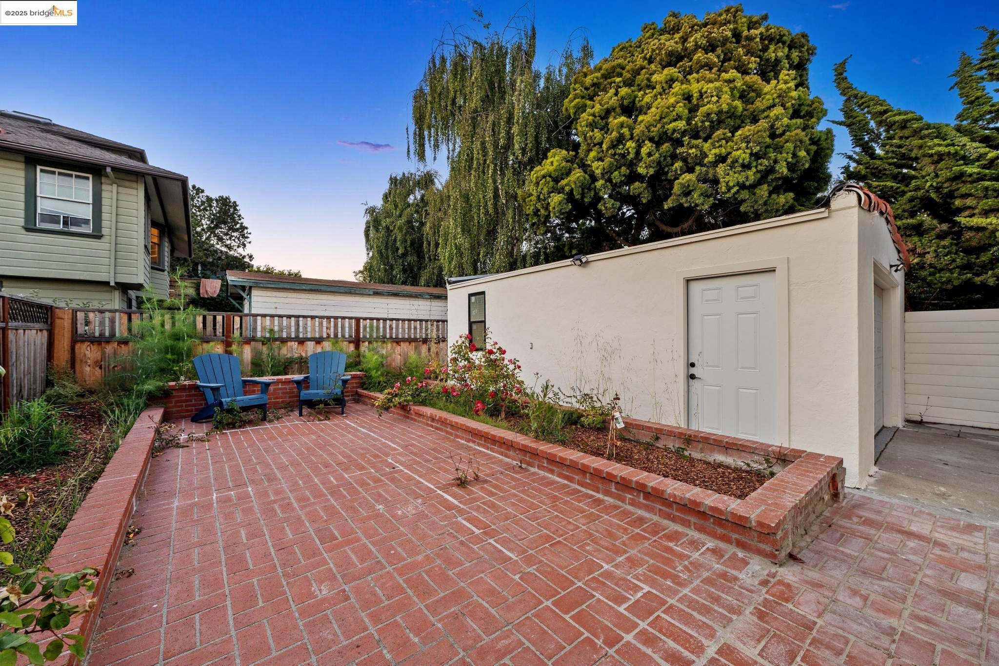 Detail Gallery Image 53 of 60 For 1207 Cedar St, Berkeley,  CA 94702 - 4 Beds | 4 Baths