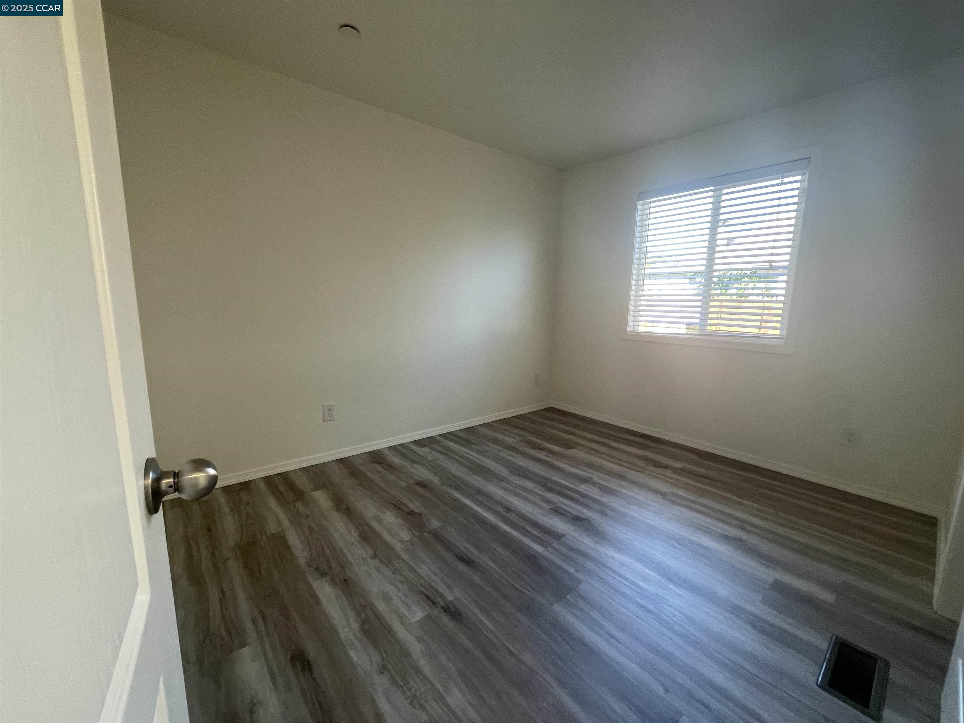 16 Washington St, Bay Point, California 94565, 3 Bedrooms Bedrooms, 7 Rooms Rooms,2 BathroomsBathrooms,Residential Lease,For Rent,16 Washington St,41101737