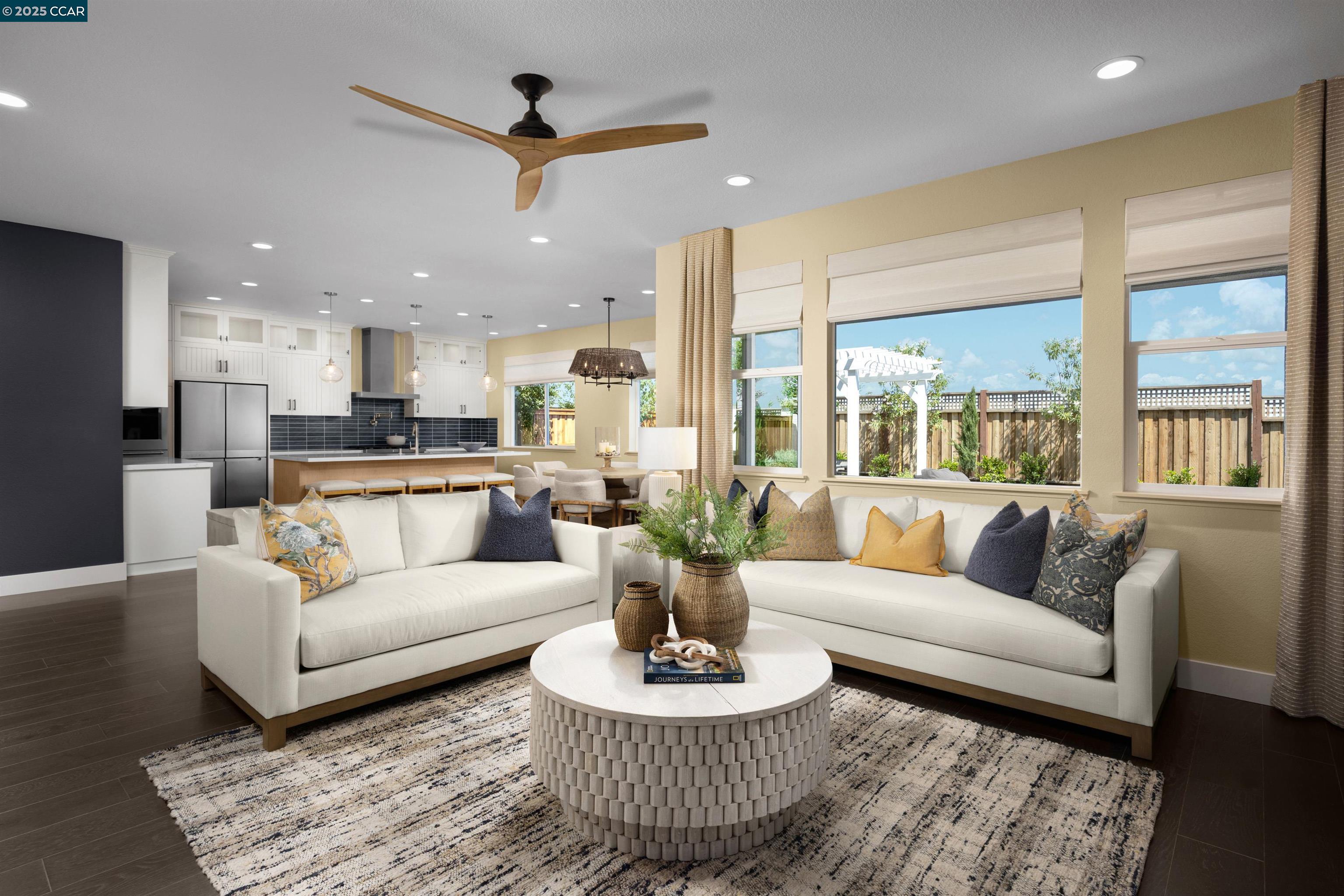 Detail Gallery Image 2 of 18 For 17021 Aldergrove Court, Lathrop,  CA 95330 - 5 Beds | 4/1 Baths