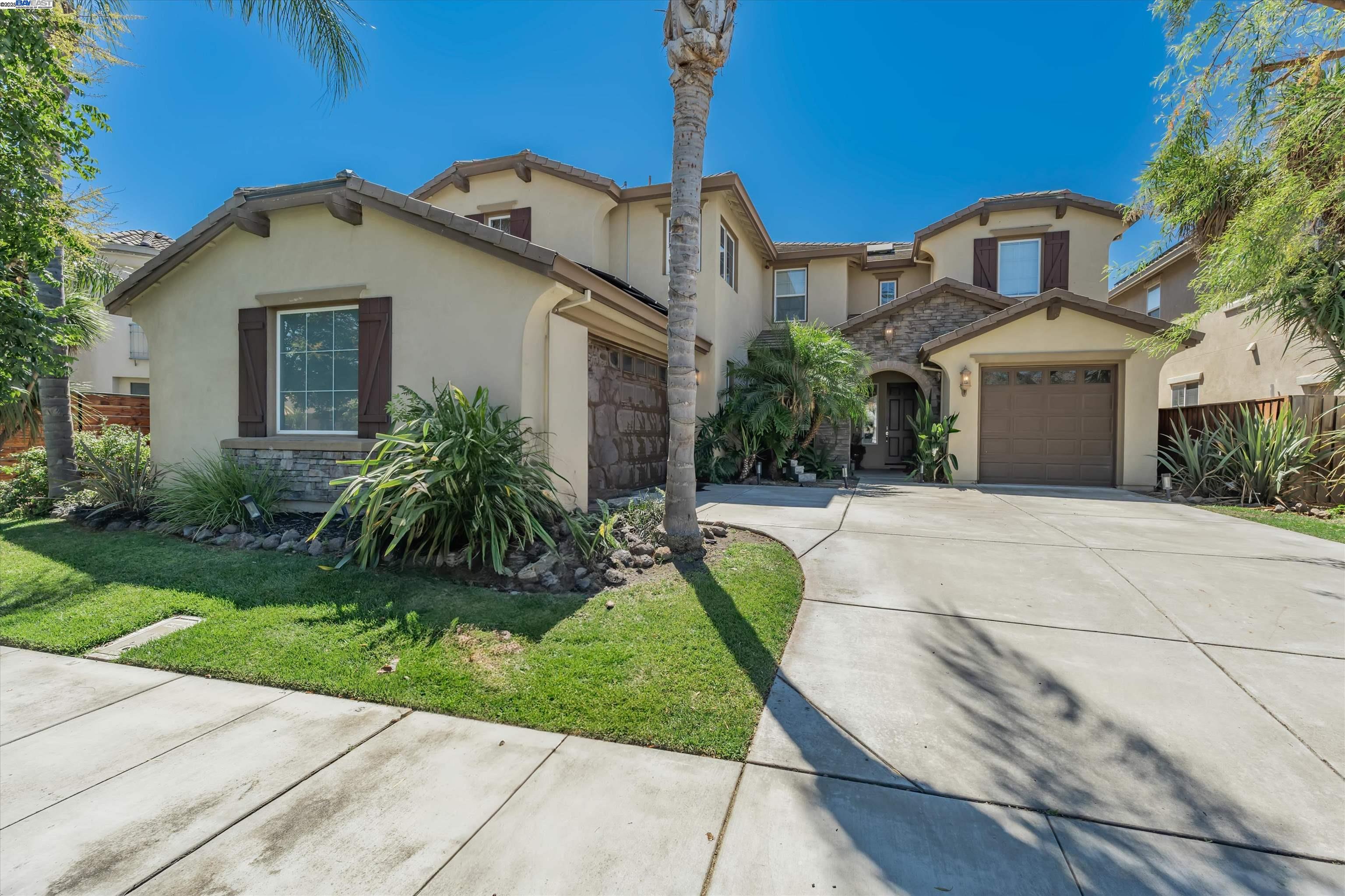 Detail Gallery Image 1 of 1 For 686 Homestead Ave, Lathrop,  CA 95330 - 5 Beds | 3 Baths