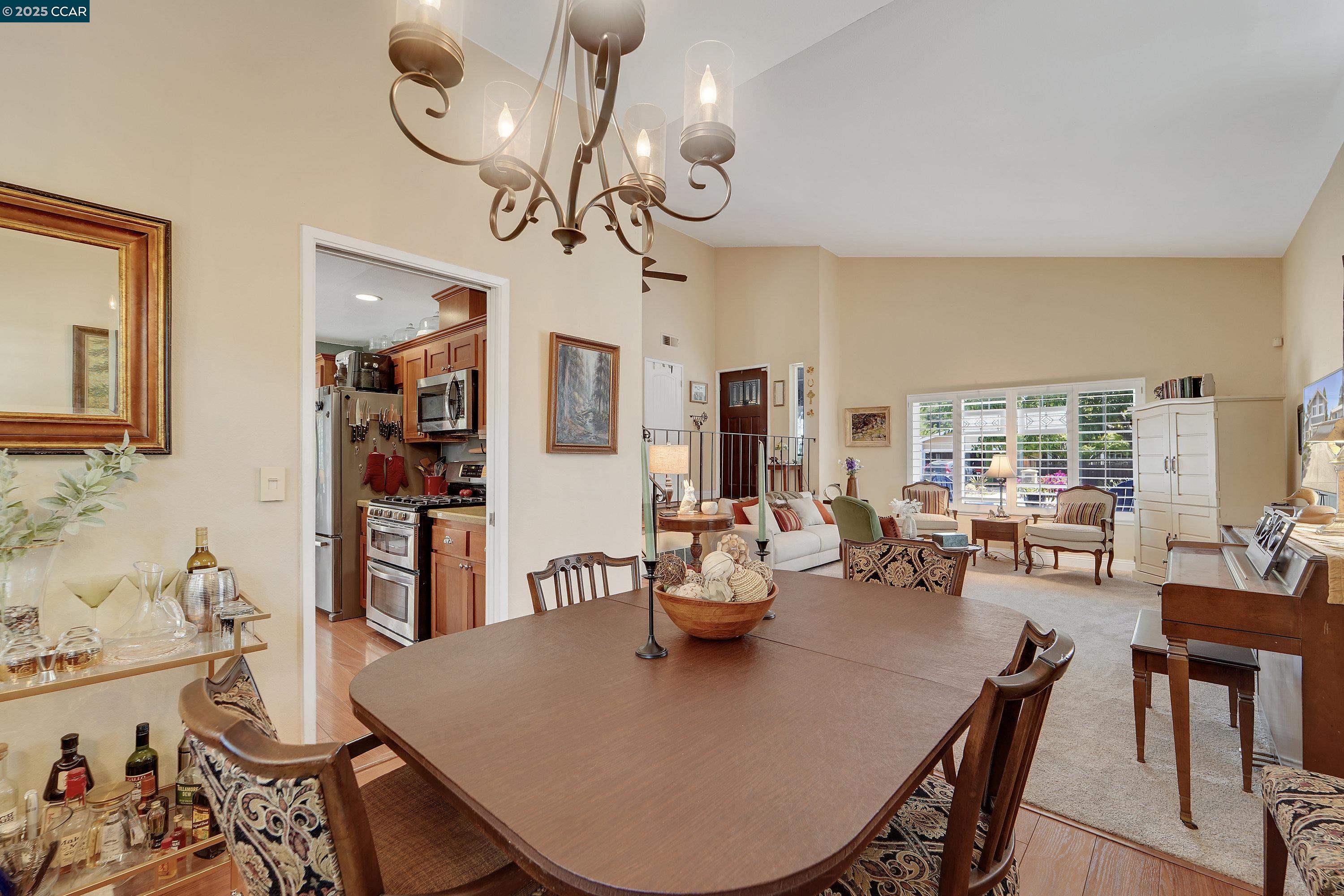 Detail Gallery Image 15 of 47 For 921 Bolton Cir, Benicia,  CA 94510 - 3 Beds | 2/1 Baths