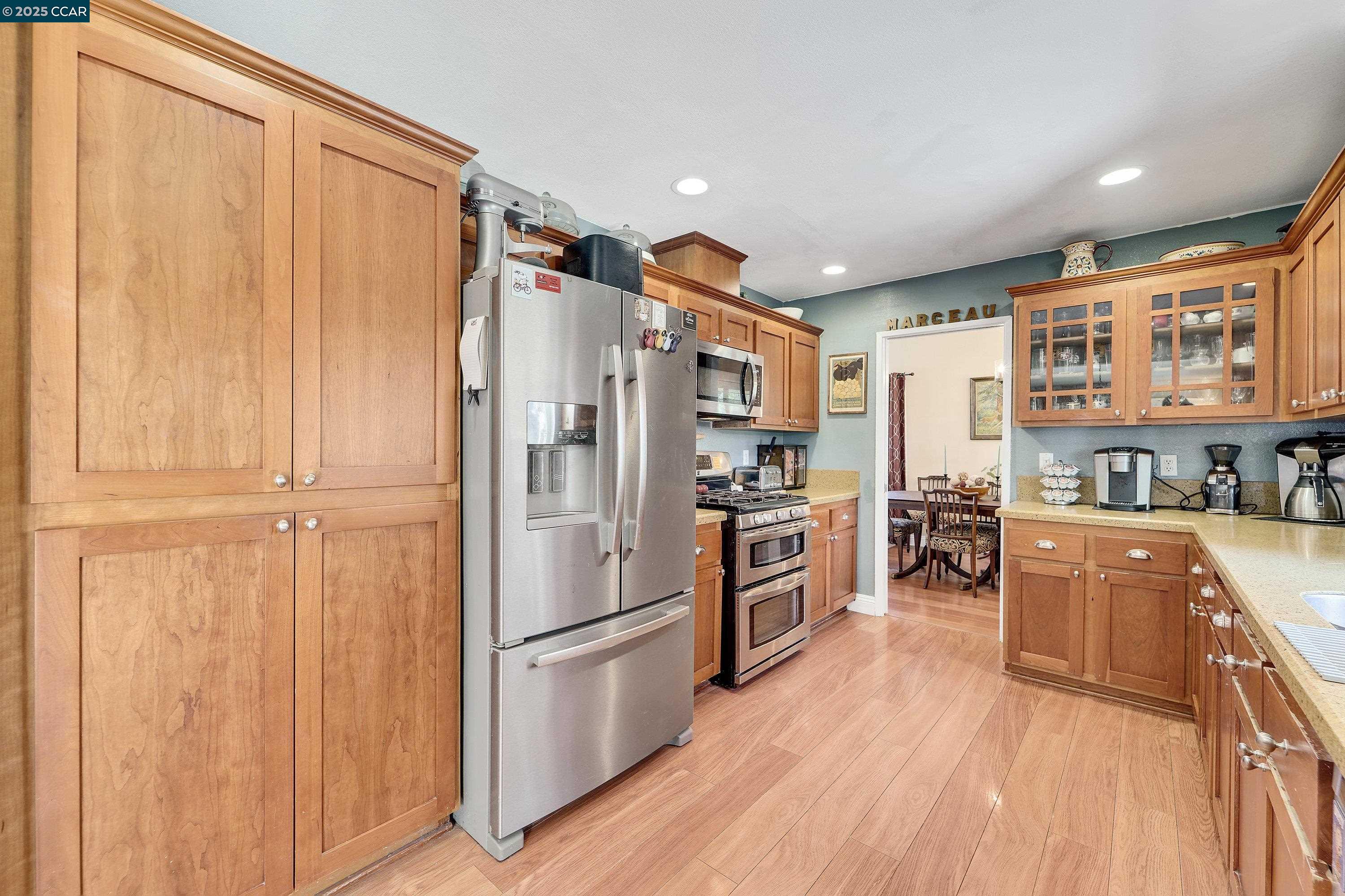 Detail Gallery Image 19 of 47 For 921 Bolton Cir, Benicia,  CA 94510 - 3 Beds | 2/1 Baths