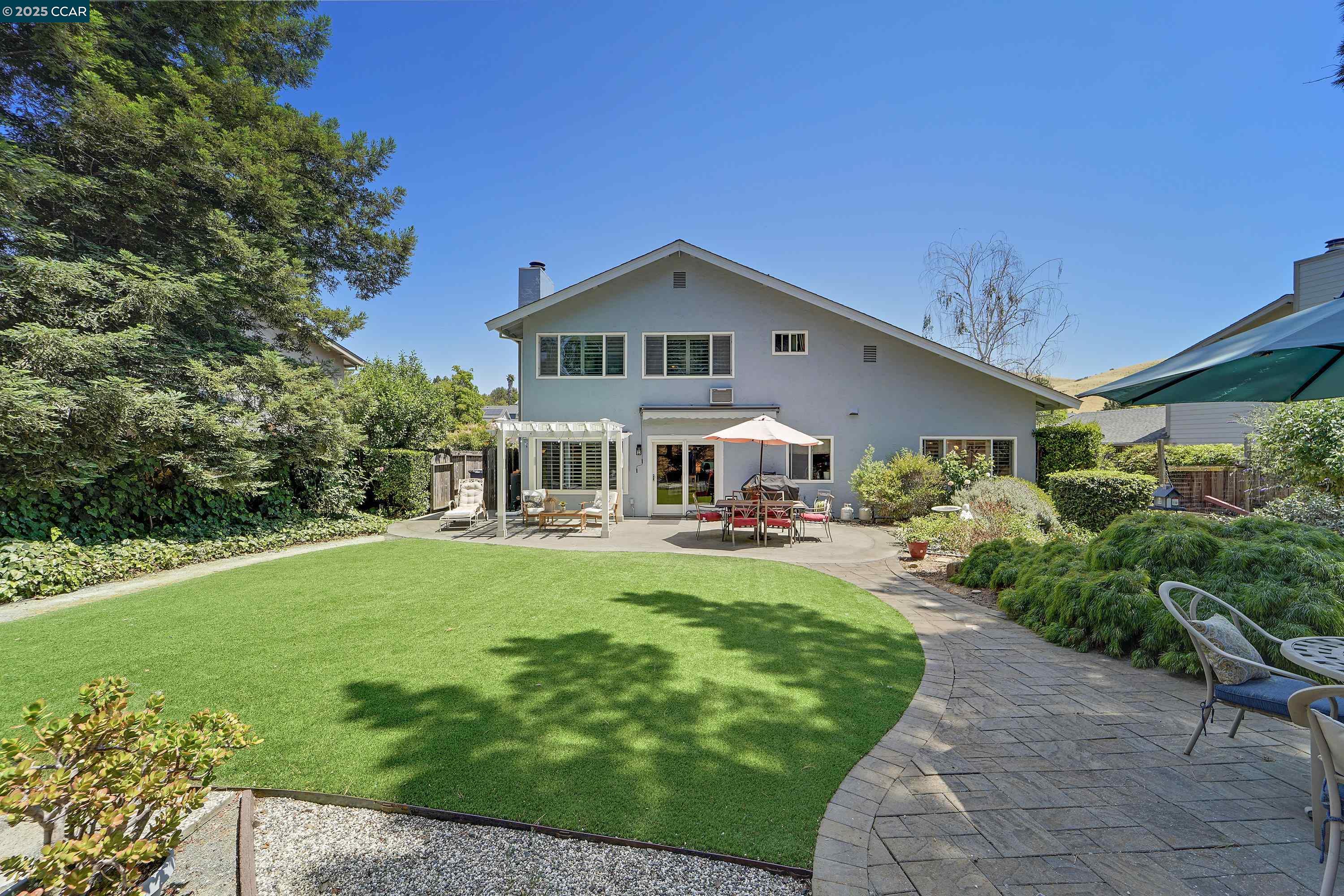 Detail Gallery Image 38 of 47 For 921 Bolton Cir, Benicia,  CA 94510 - 3 Beds | 2/1 Baths