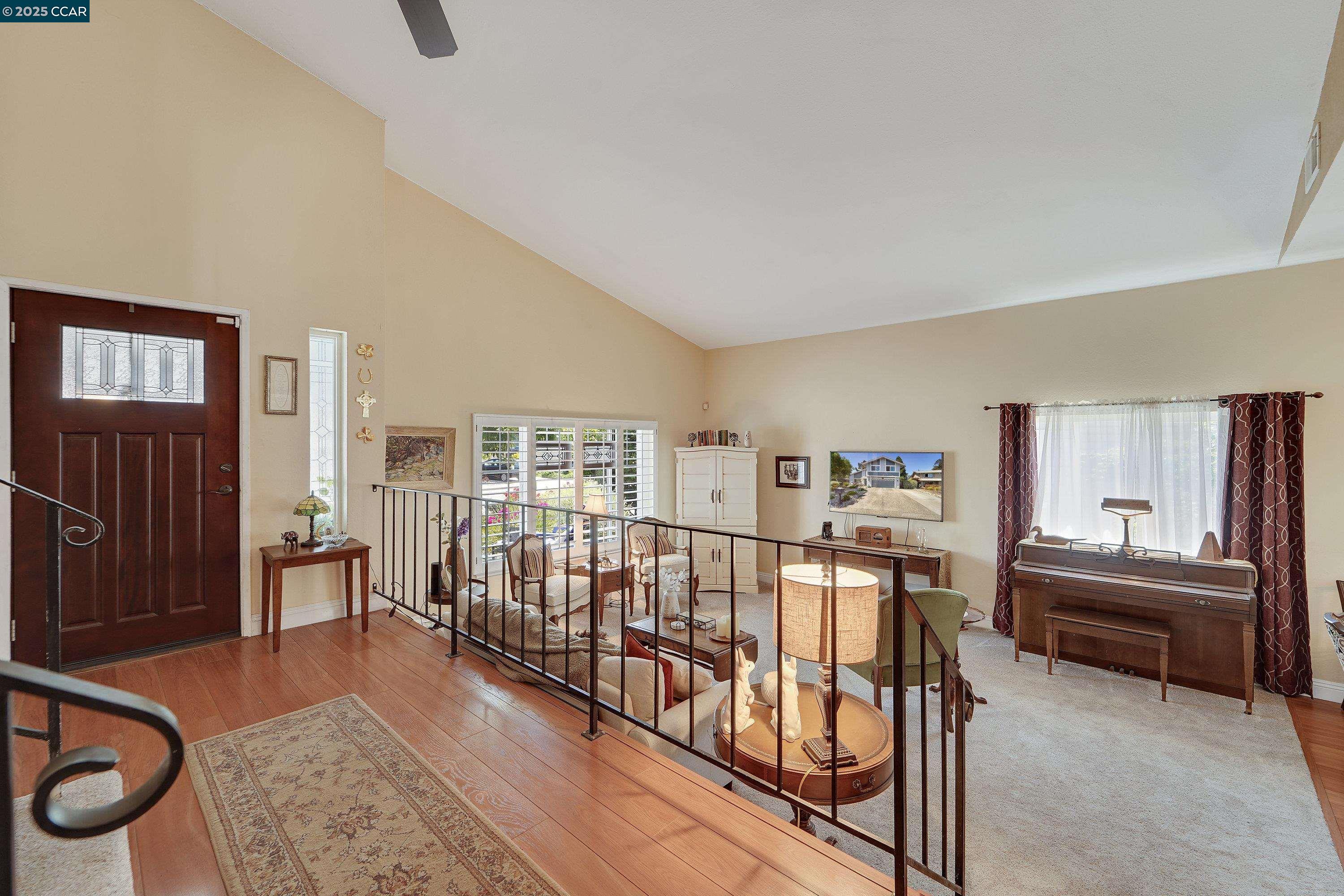 Detail Gallery Image 6 of 47 For 921 Bolton Cir, Benicia,  CA 94510 - 3 Beds | 2/1 Baths