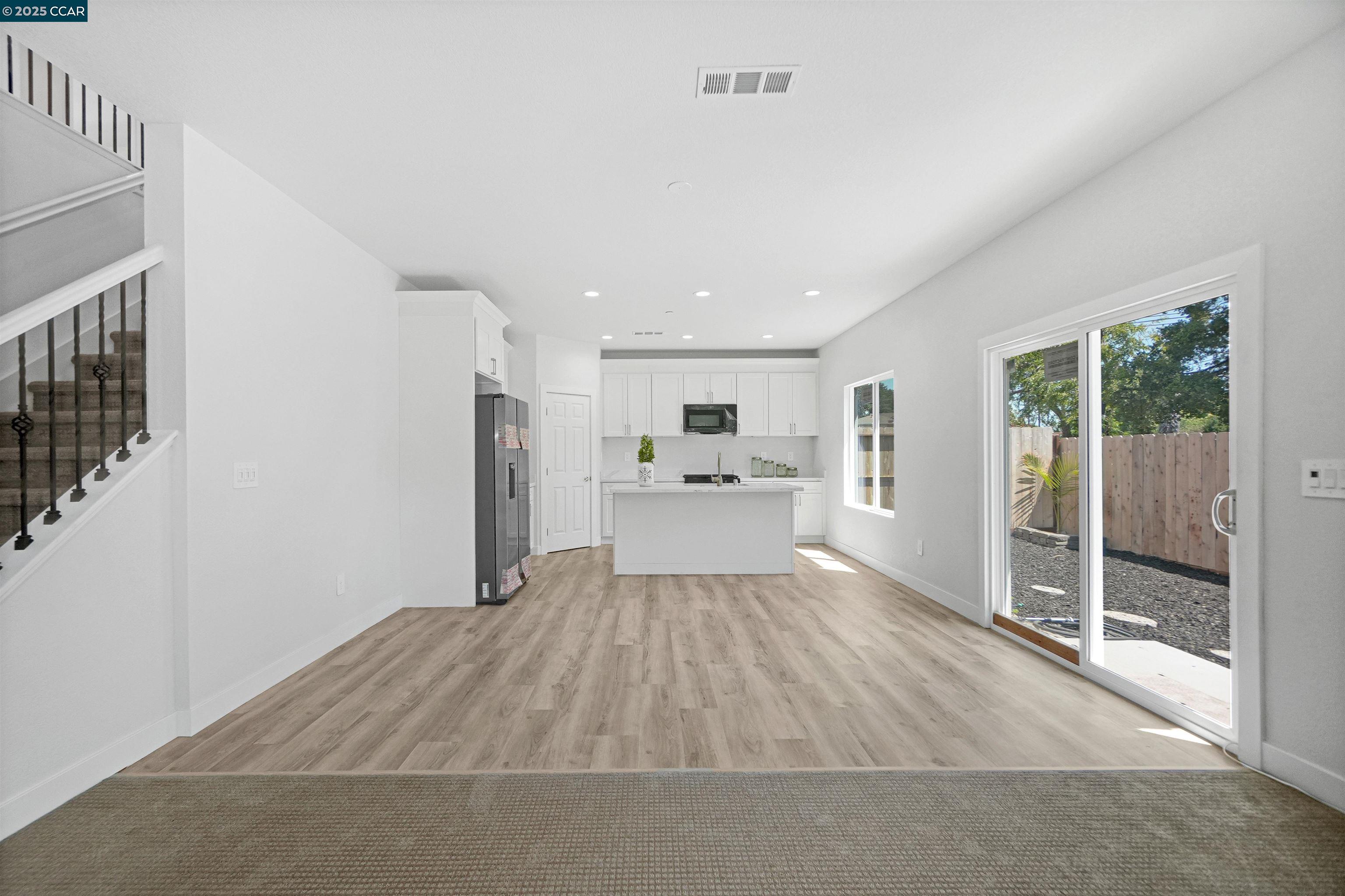 Detail Gallery Image 12 of 55 For 2722 Cowell Rd, Concord,  CA 94518 - 4 Beds | 3 Baths