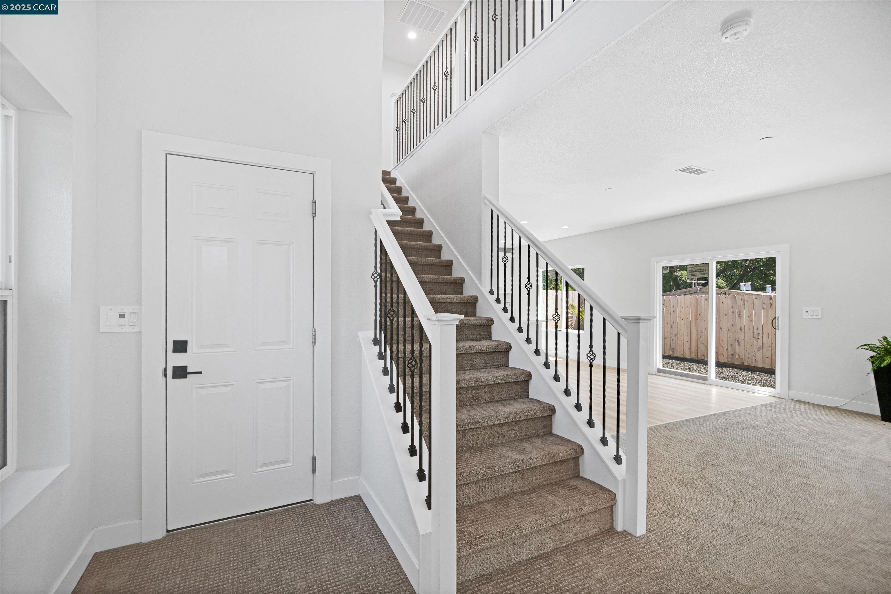 Detail Gallery Image 8 of 55 For 2722 Cowell Rd, Concord,  CA 94518 - 4 Beds | 3 Baths