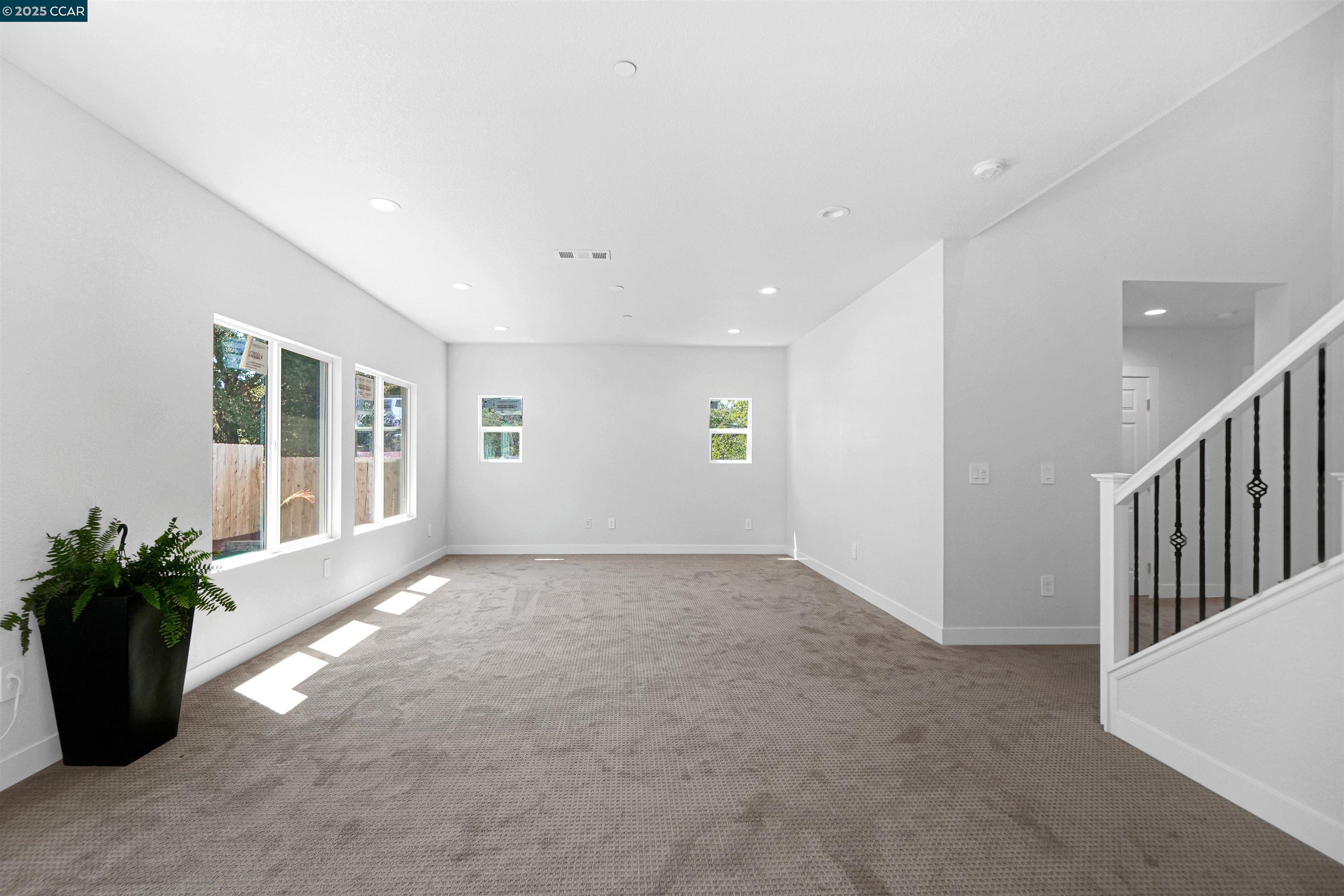 Detail Gallery Image 9 of 55 For 2722 Cowell Rd, Concord,  CA 94518 - 4 Beds | 3 Baths