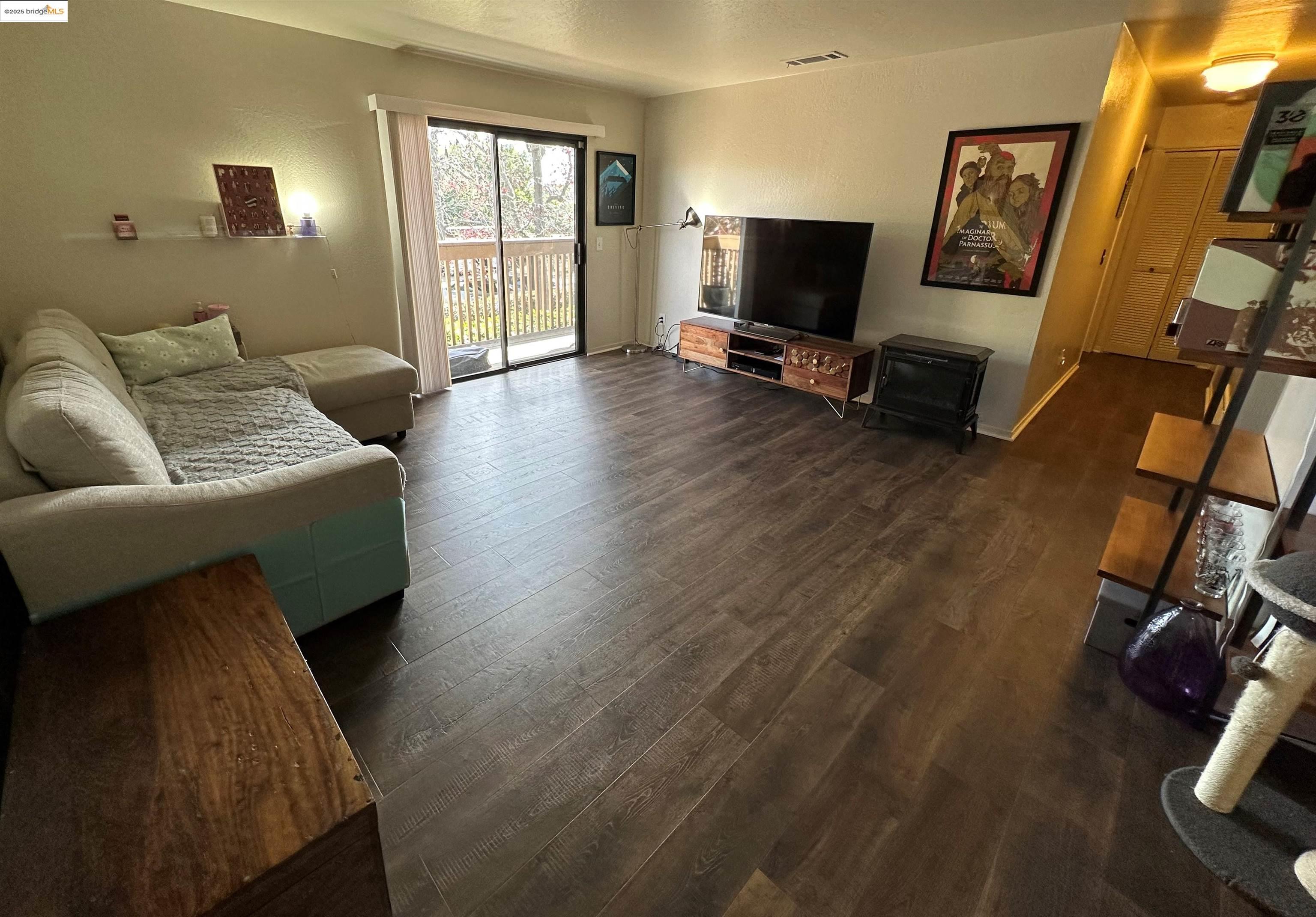 Photo #3: 41101749 Listing 