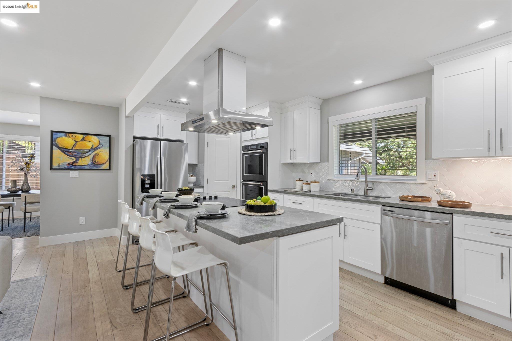 Detail Gallery Image 12 of 60 For 886 San Miguel Rd, Concord,  CA 94518 - 3 Beds | 2 Baths