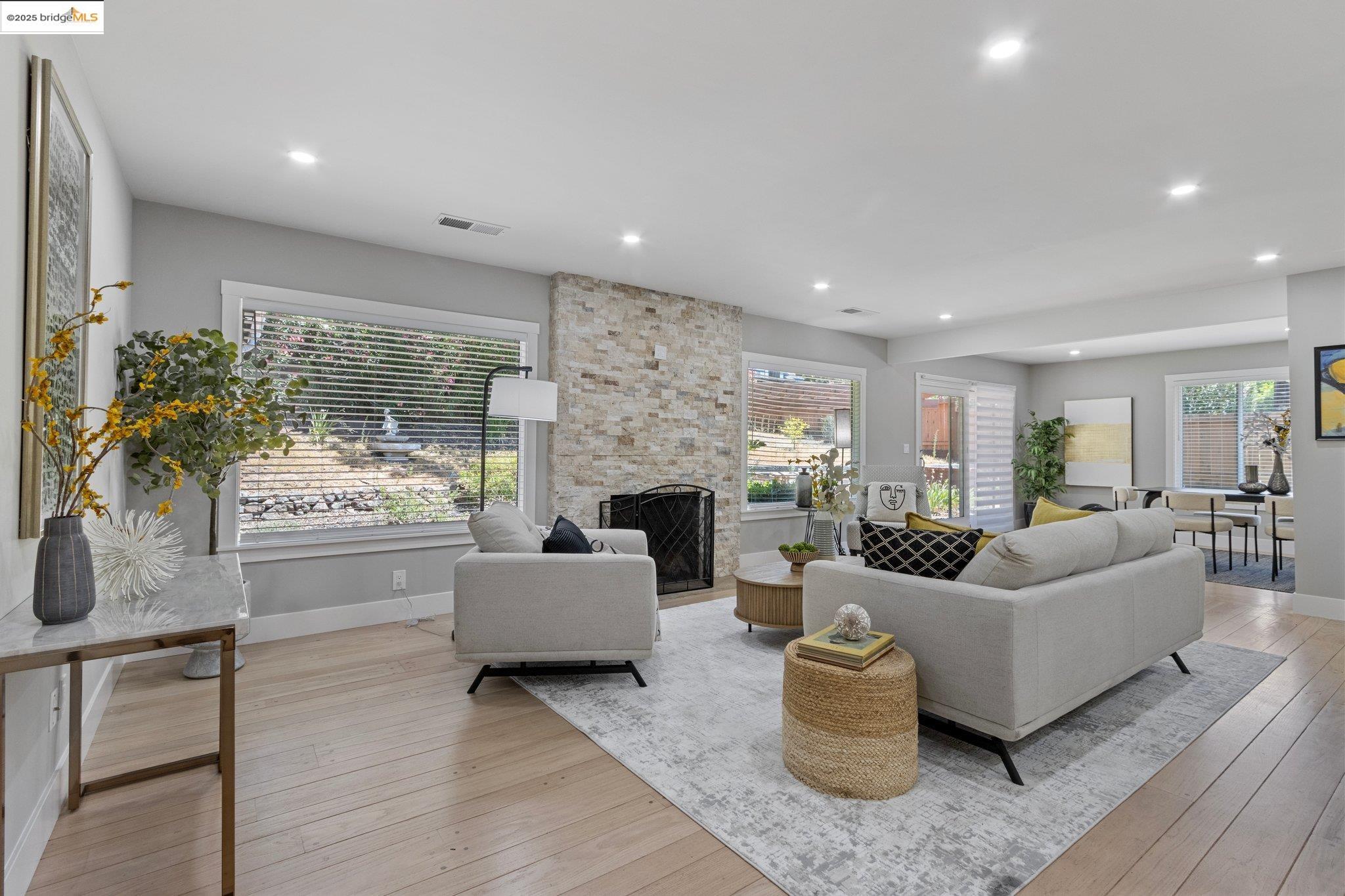 Detail Gallery Image 16 of 60 For 886 San Miguel Rd, Concord,  CA 94518 - 3 Beds | 2 Baths