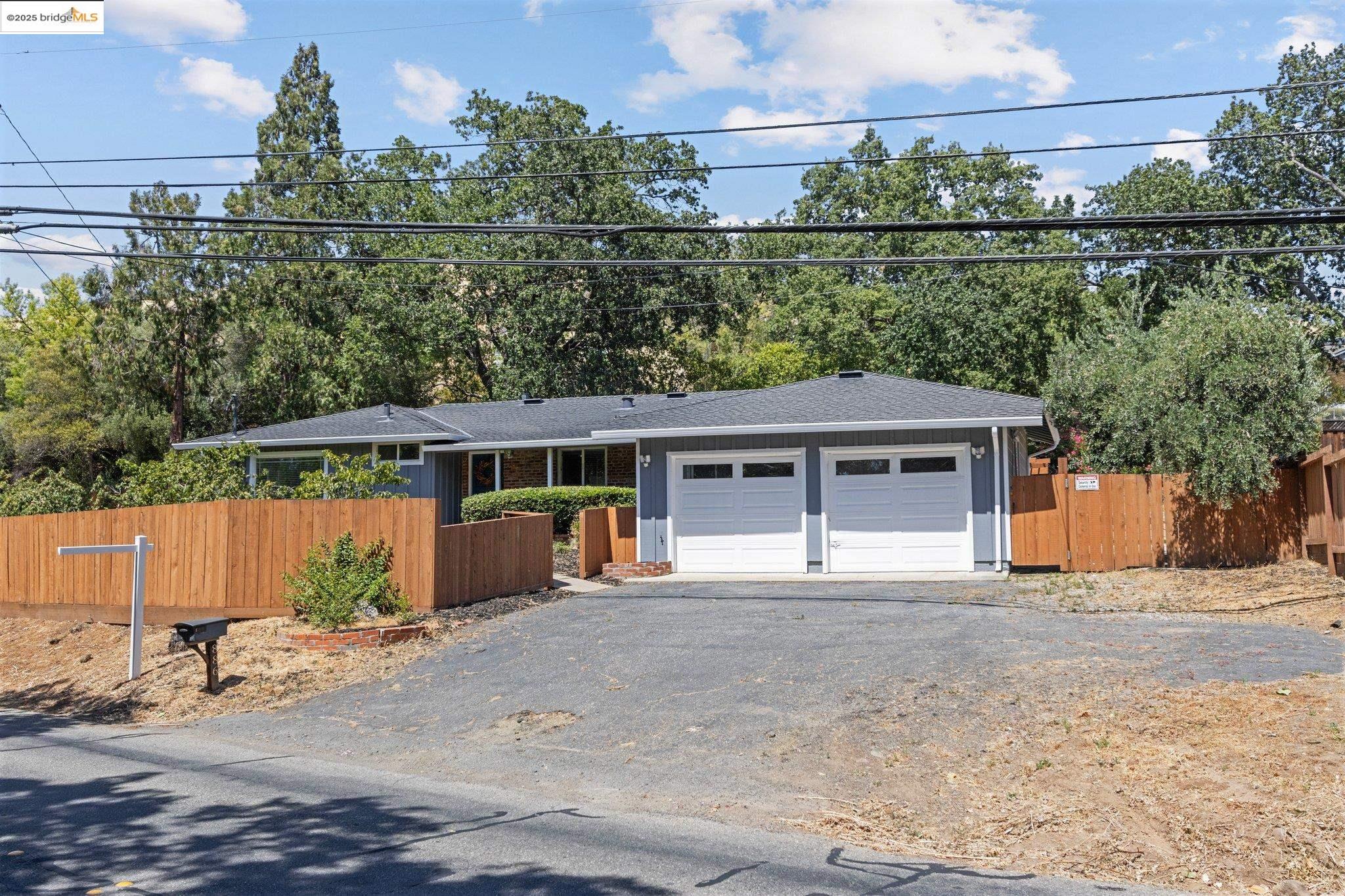 Detail Gallery Image 3 of 60 For 886 San Miguel Rd, Concord,  CA 94518 - 3 Beds | 2 Baths