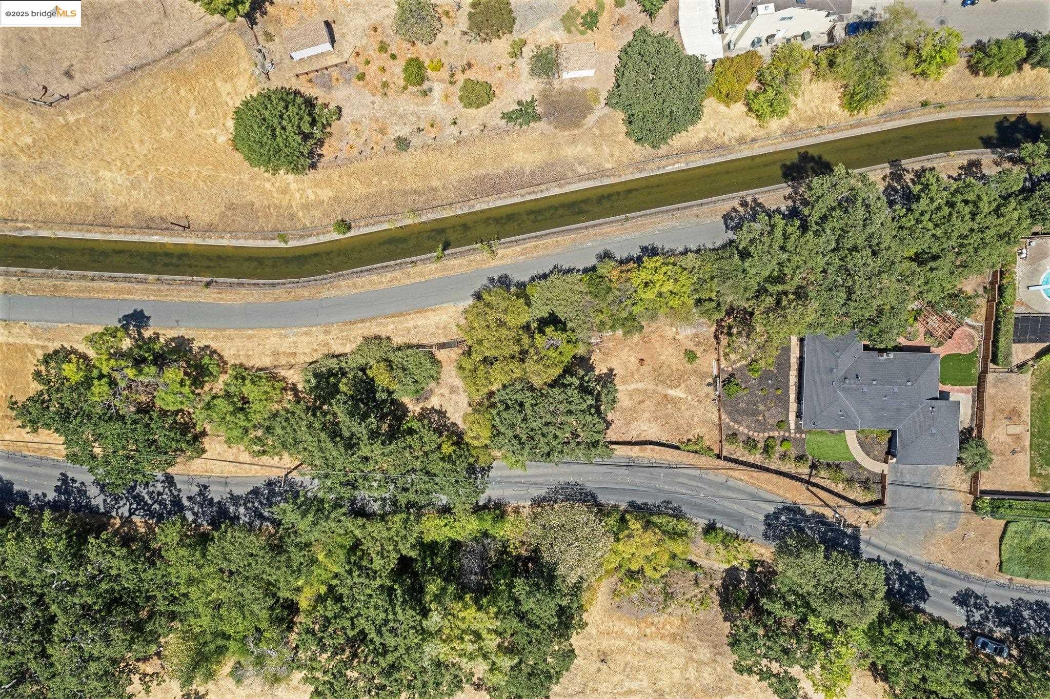 Detail Gallery Image 53 of 60 For 886 San Miguel Rd, Concord,  CA 94518 - 3 Beds | 2 Baths