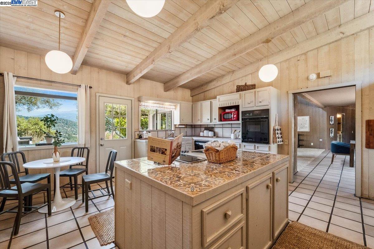 Detail Gallery Image 15 of 54 For 15335 via Los Tulares, Carmel Valley,  CA 93924 - 2 Beds | 2 Baths